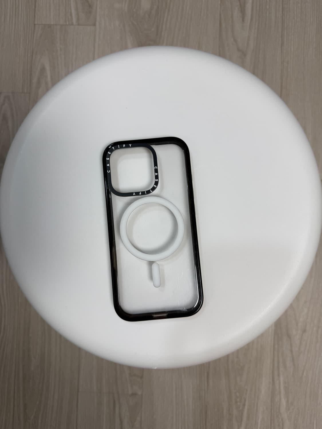 케이스티파이 16프로 케이스 상품이미지1