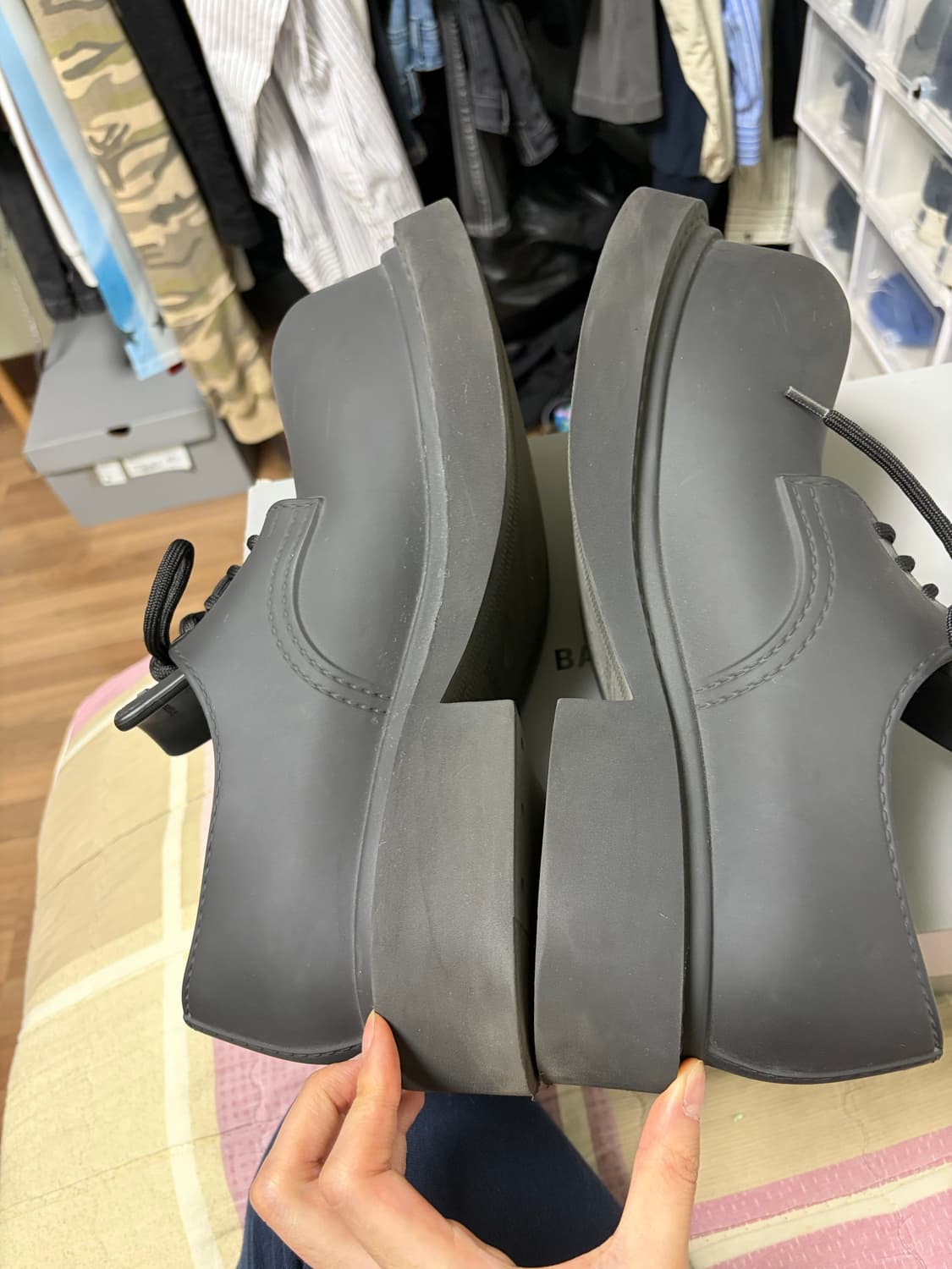 발렌시아가 스테로이드 블랙 42size 상품이미지4