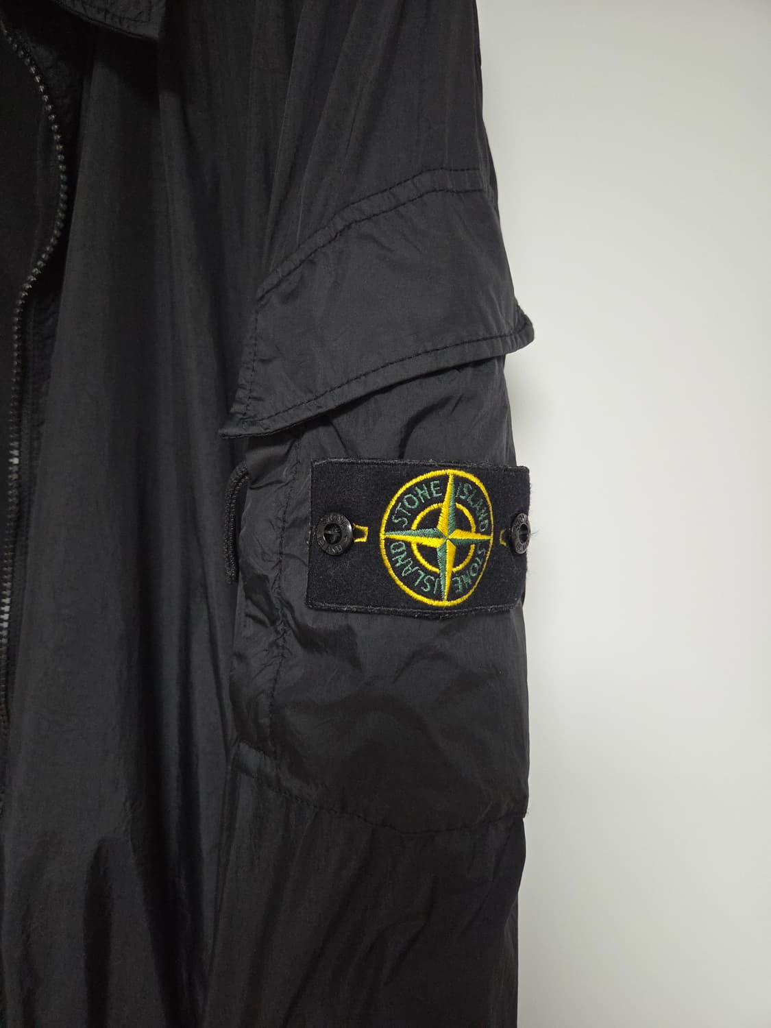 [매장판] 스톤아일랜드 22fw 크링클랩스 오버셔츠 L 상품이미지3