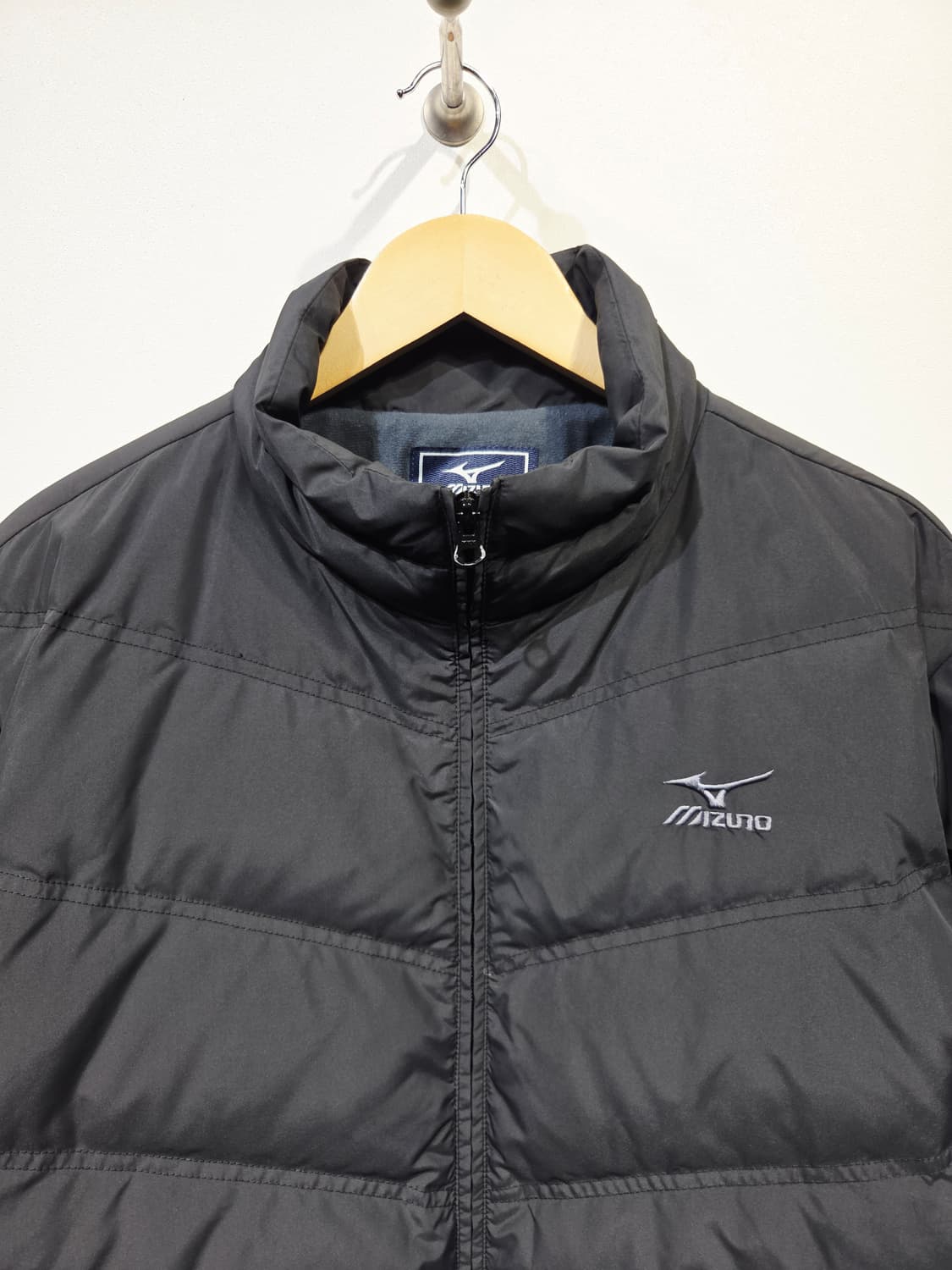 미즈노 블랙 덕다운 패딩 자켓 상품이미지3