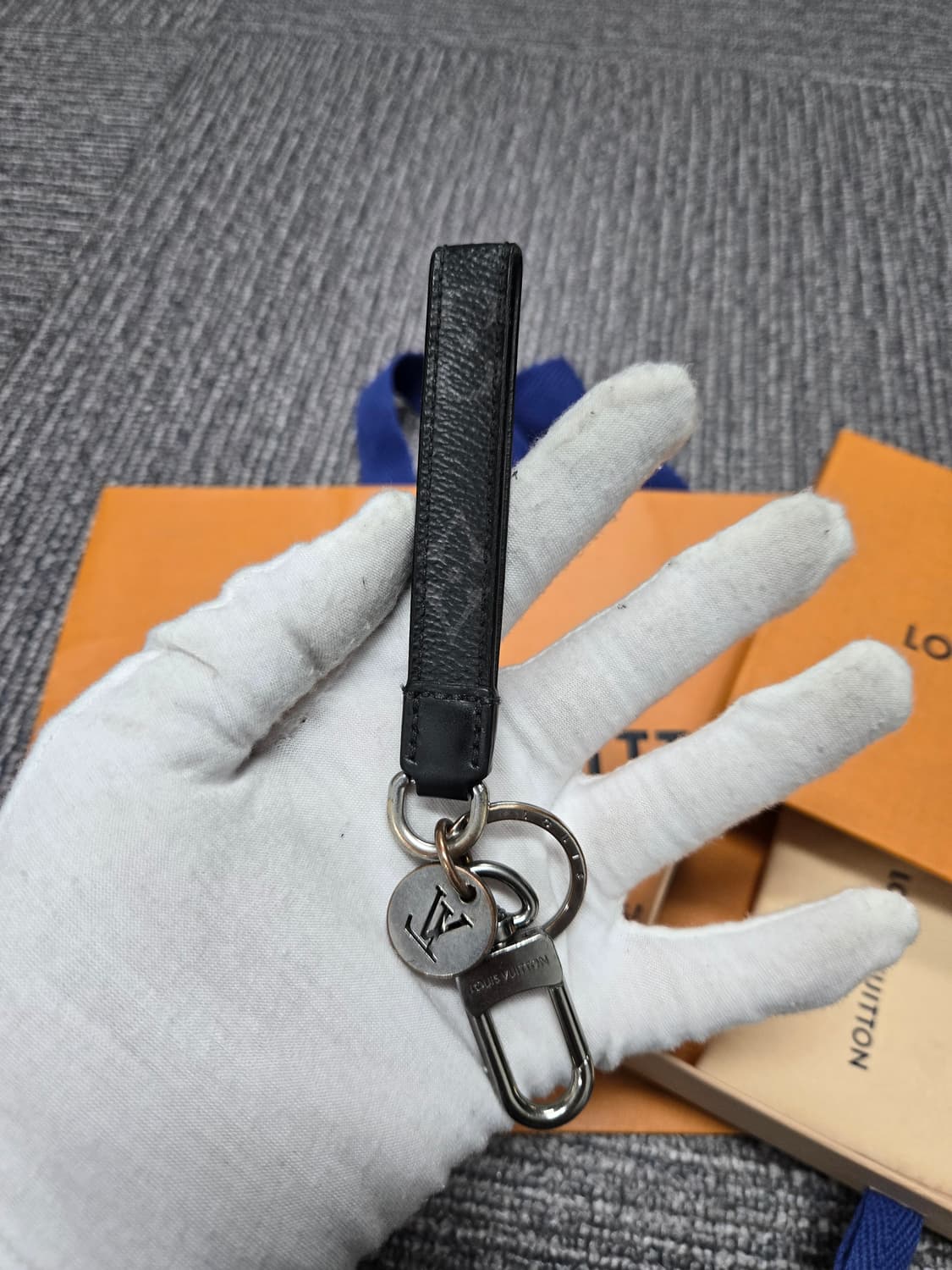 [특가][정품] 루이비통 이클립스 키링 상품이미지1