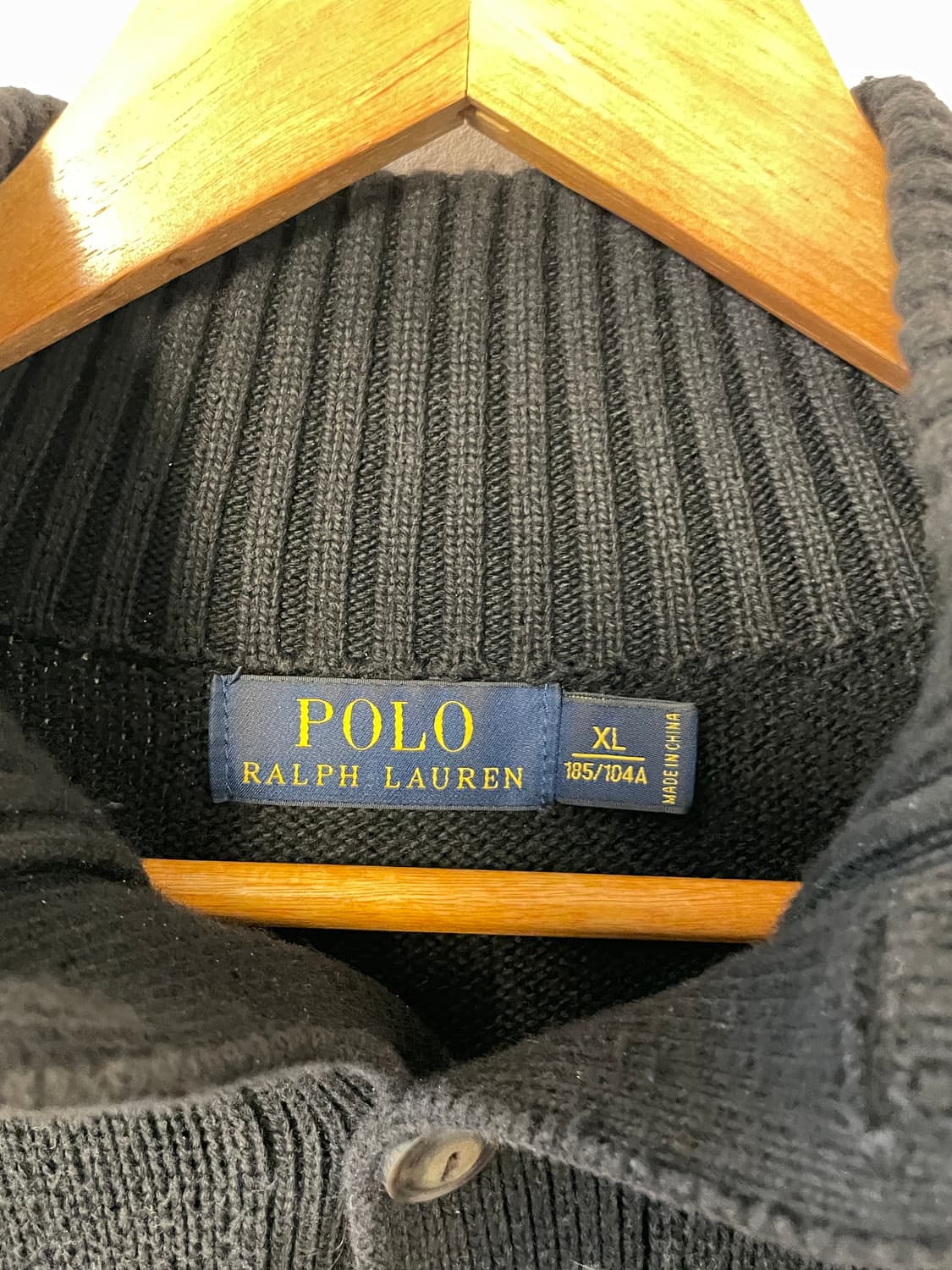 폴로 버튼 니트  상품이미지5