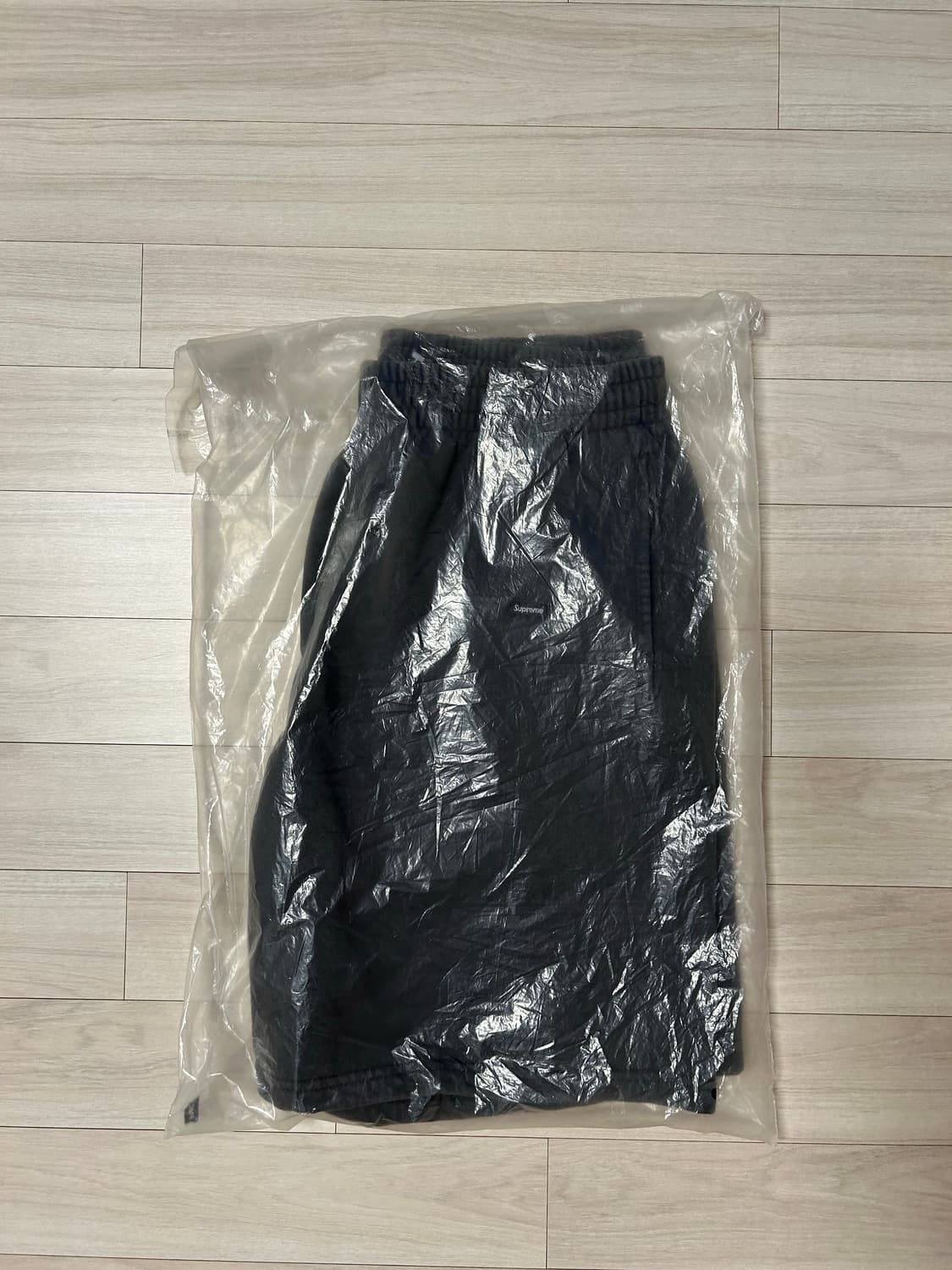 (L) 슈프림 오버다이드 스몰박스로고 스웻쇼츠-24ss  상품이미지6