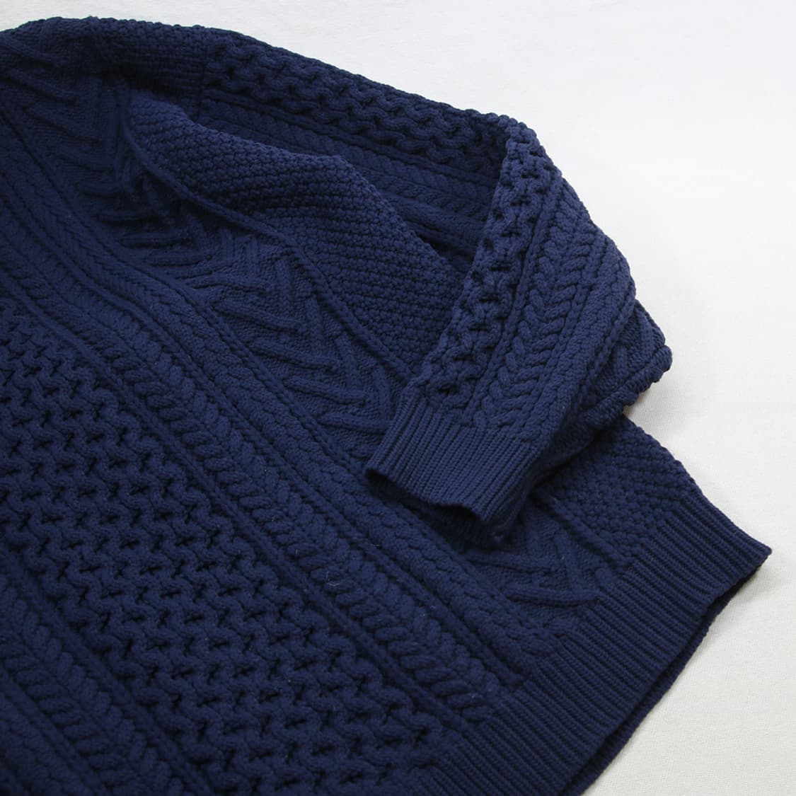 (착용컷) a.v.v 피셔맨 니트 (남성용 105) 상품이미지6