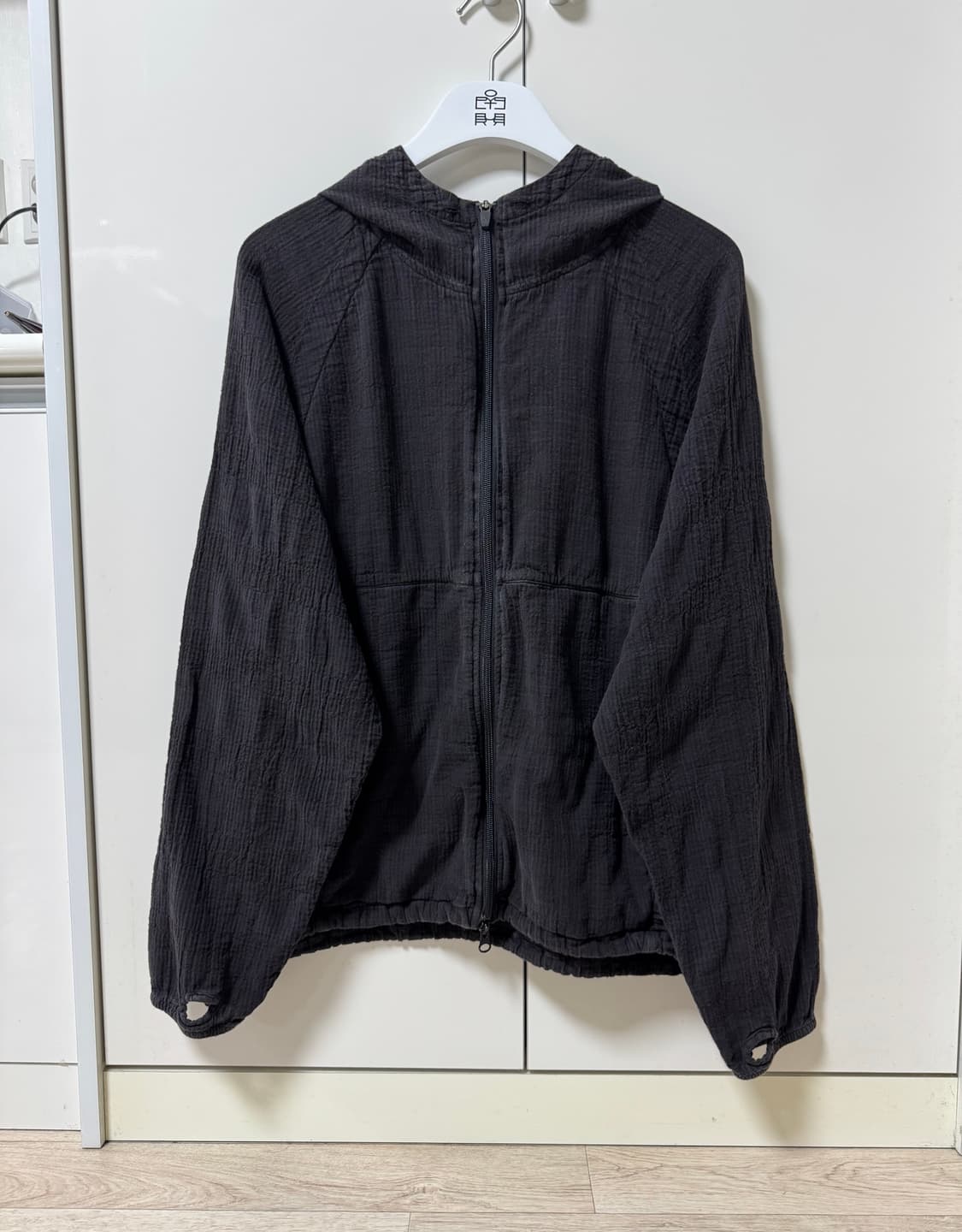 4) 폴리테루 휴먼 체크 후디 파카 블랙 상품이미지1