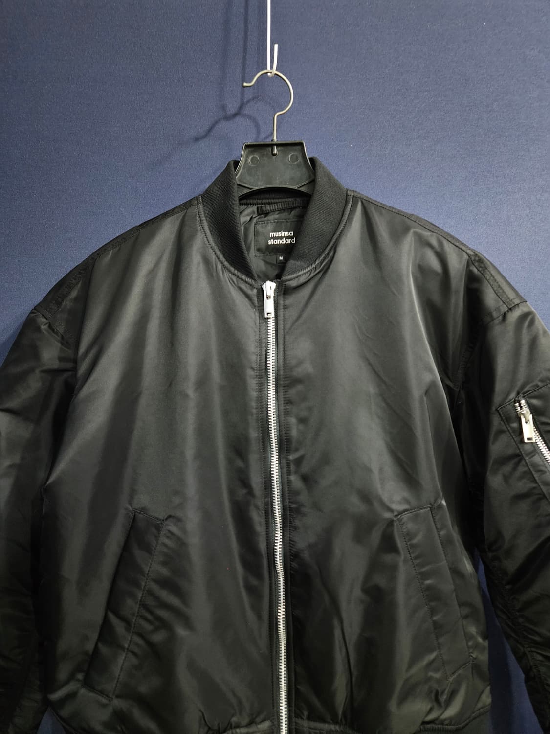무신사 스탠다드 블랙컬러 남성 세미오버핏 95~100 항공점퍼 자켓  상품이미지7
