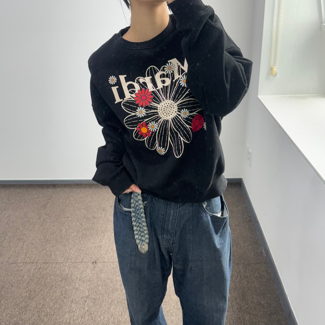 Mardi Mercredi 마르디메크르디 블랙 맨투맨 상품이미지2