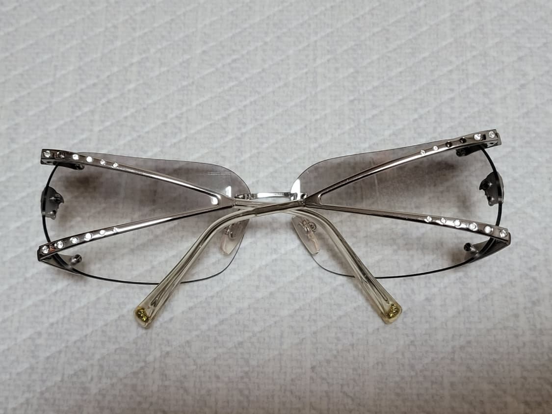 베르사체 선글라스 MOD N86 H 케이스포함 상품이미지3