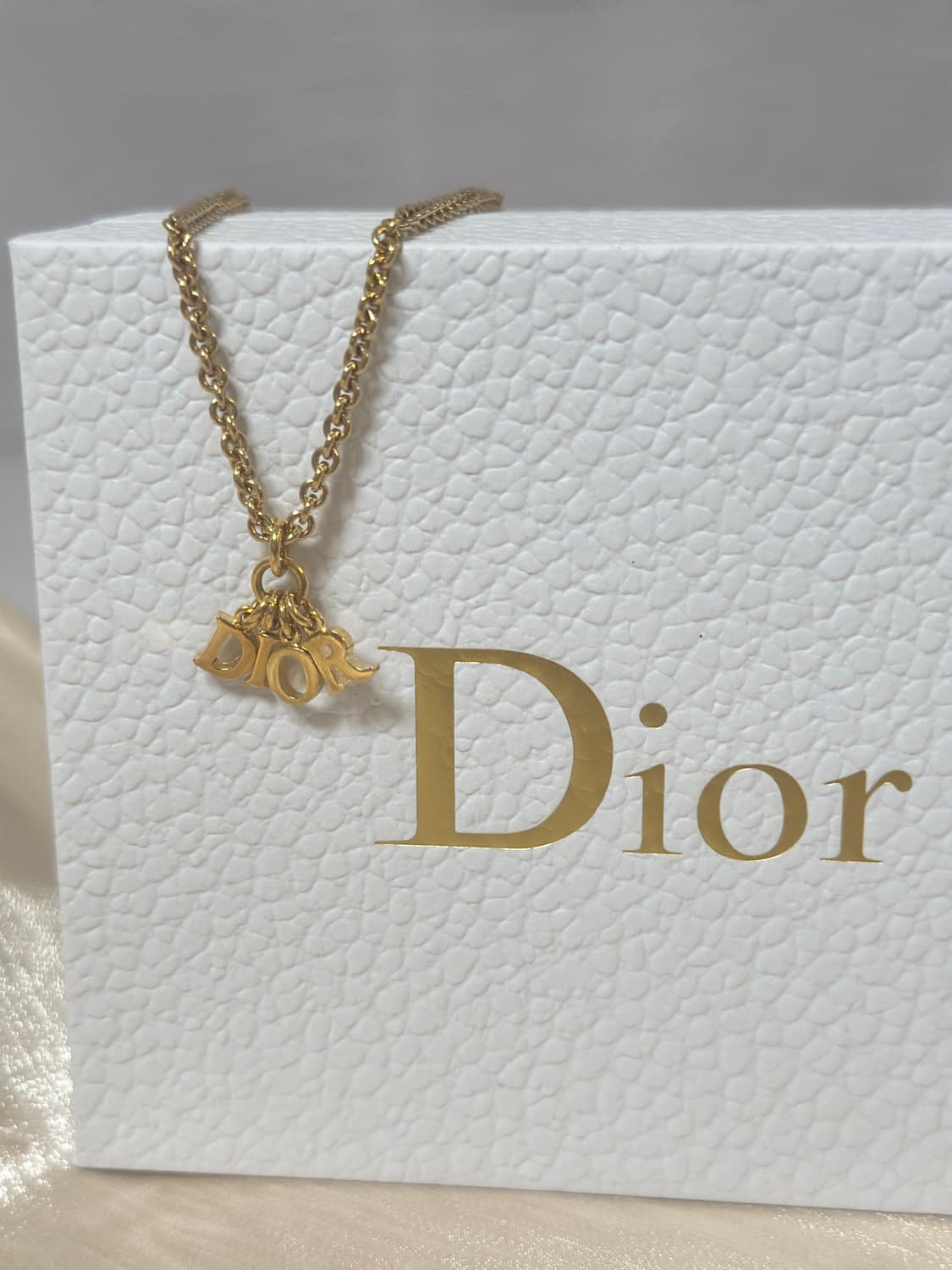 디올 CD 로고 금장 체인 목걸이 레터스 상품이미지3