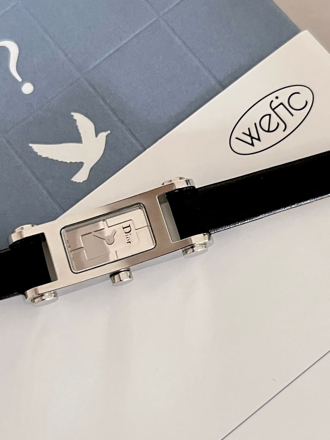 Christian Dior 실버 다이얼 렉탱글 디올 시계 상품이미지6