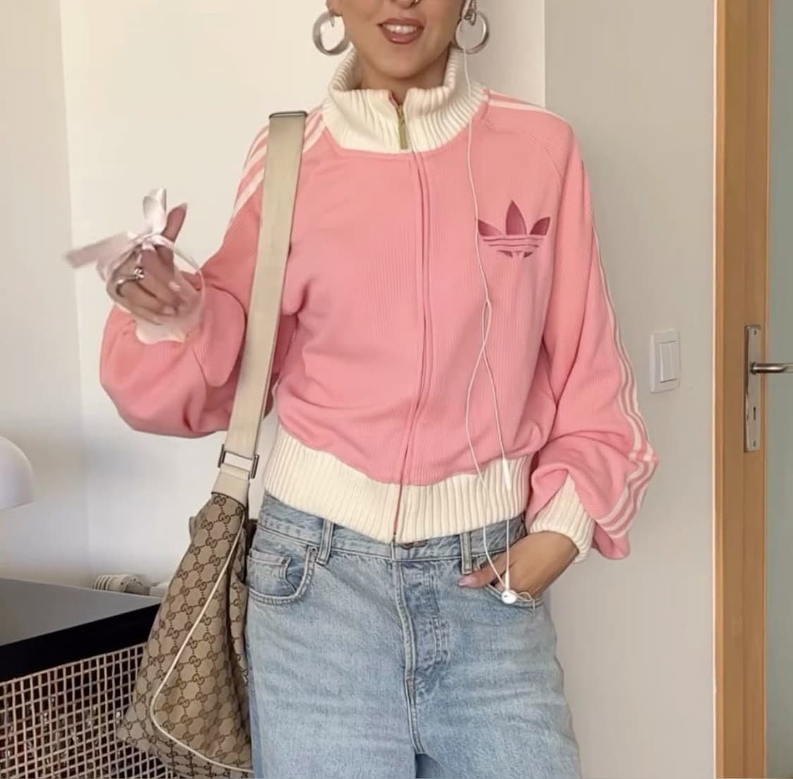 아디다스 아디컬러 70s 블루종 트랙탑 슈퍼 팝 핑크 판매합니다 상품이미지2