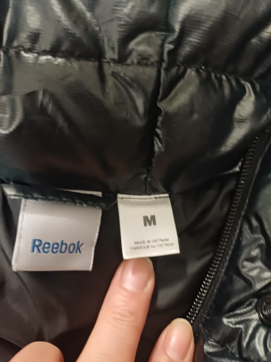 구스 90%] 리복 여성 구스다운 패딩 (블랙/90/M) - 상태 양호 상품이미지7