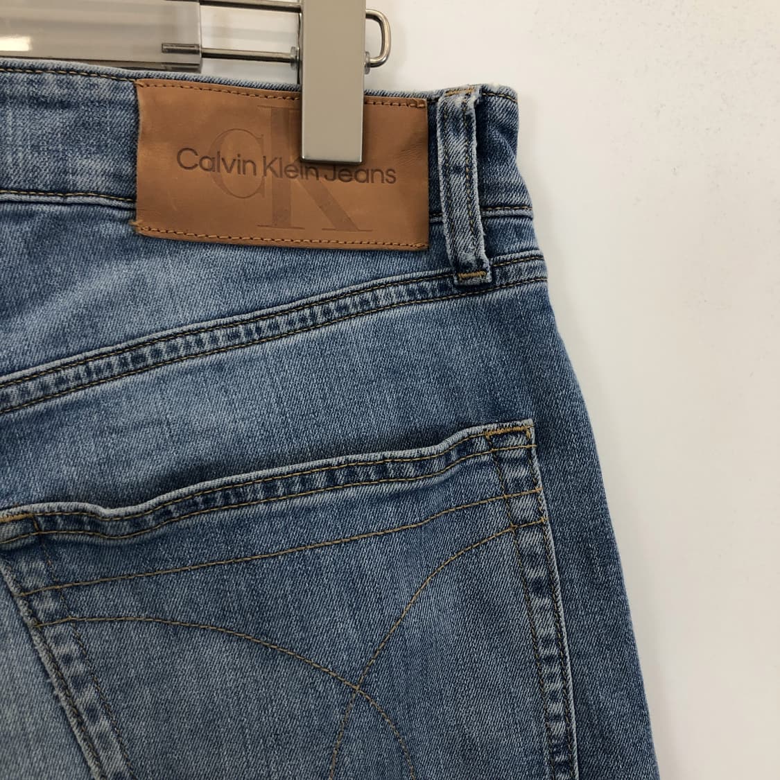 ck 캘빈클라인 레더패치 슬림스트레이트 청바지 32 인치 스판 상품이미지4