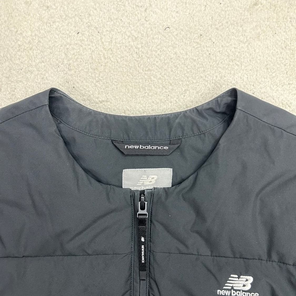 뉴발란스 액티브라이트 경량 구스다운 패딩 L 상품이미지4