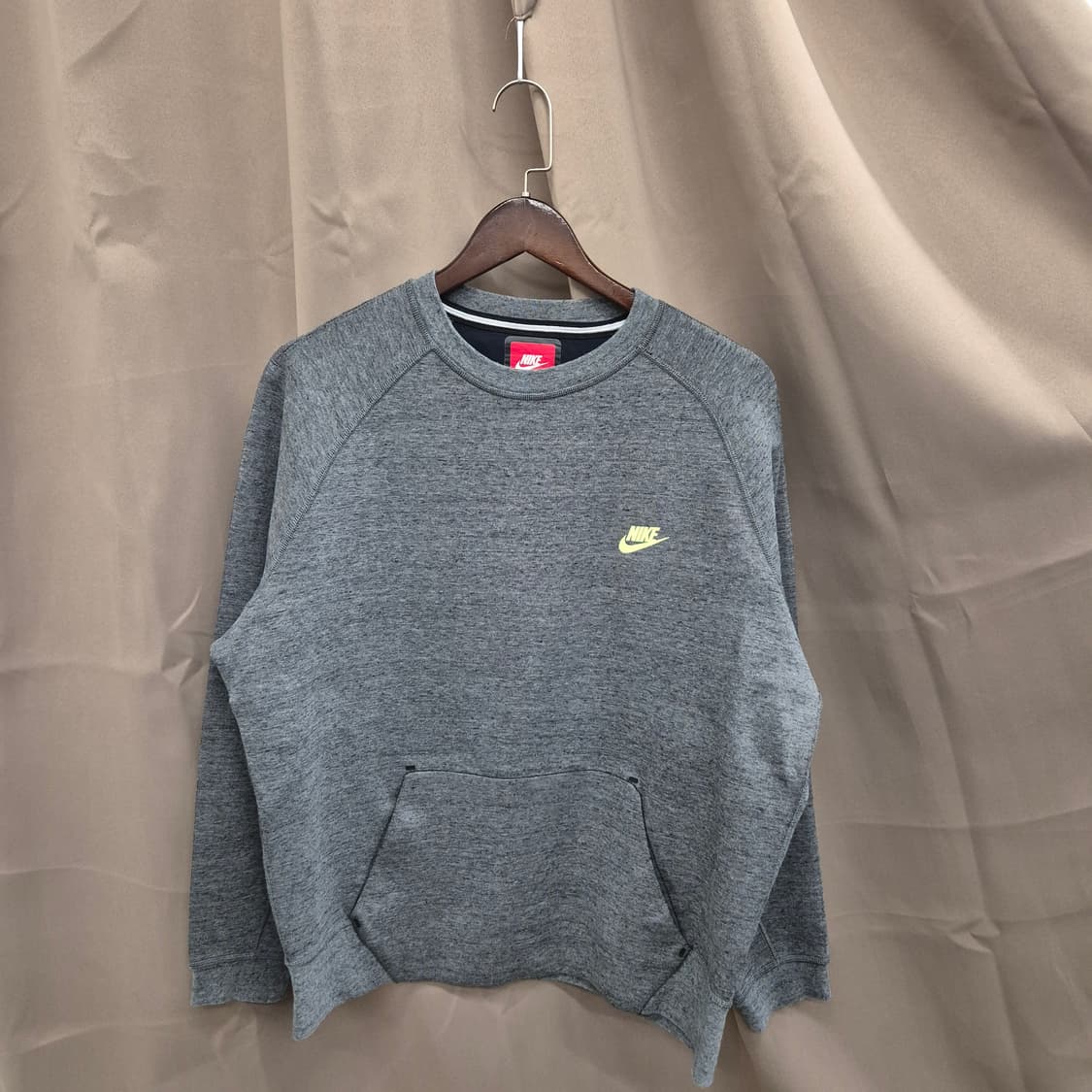 나이키 테크팩 맨투맨 2XL 상품이미지1