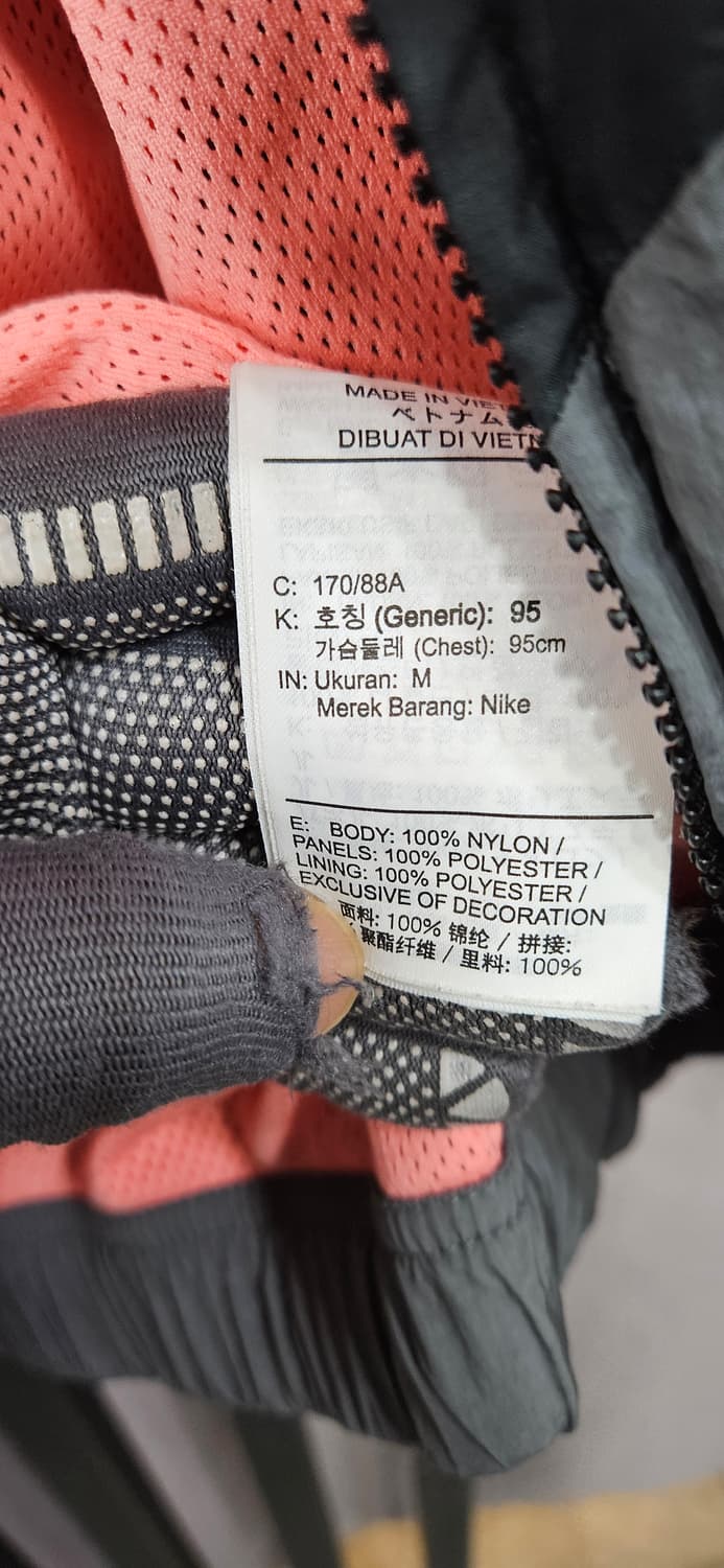 (남녀공용 루즈핏)나이키 빅스우시 바람막이 자켓 핑크/블랙 M 상품이미지4