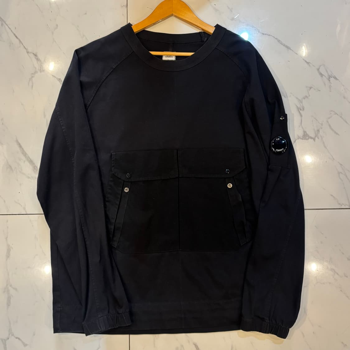 CP컴퍼니 헤비 져지 믹스드 가먼트다이드 렌즈 스웻셔츠 블랙 XL사이즈 상품이미지1