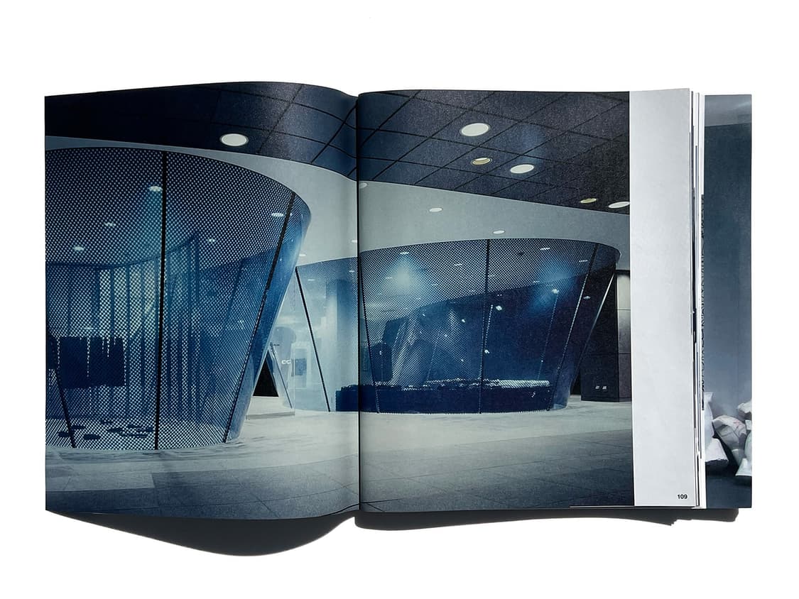 꼼데가르송 아오야마 스토어 비주얼 아트북 AD1989-2023 COMME 상품이미지5