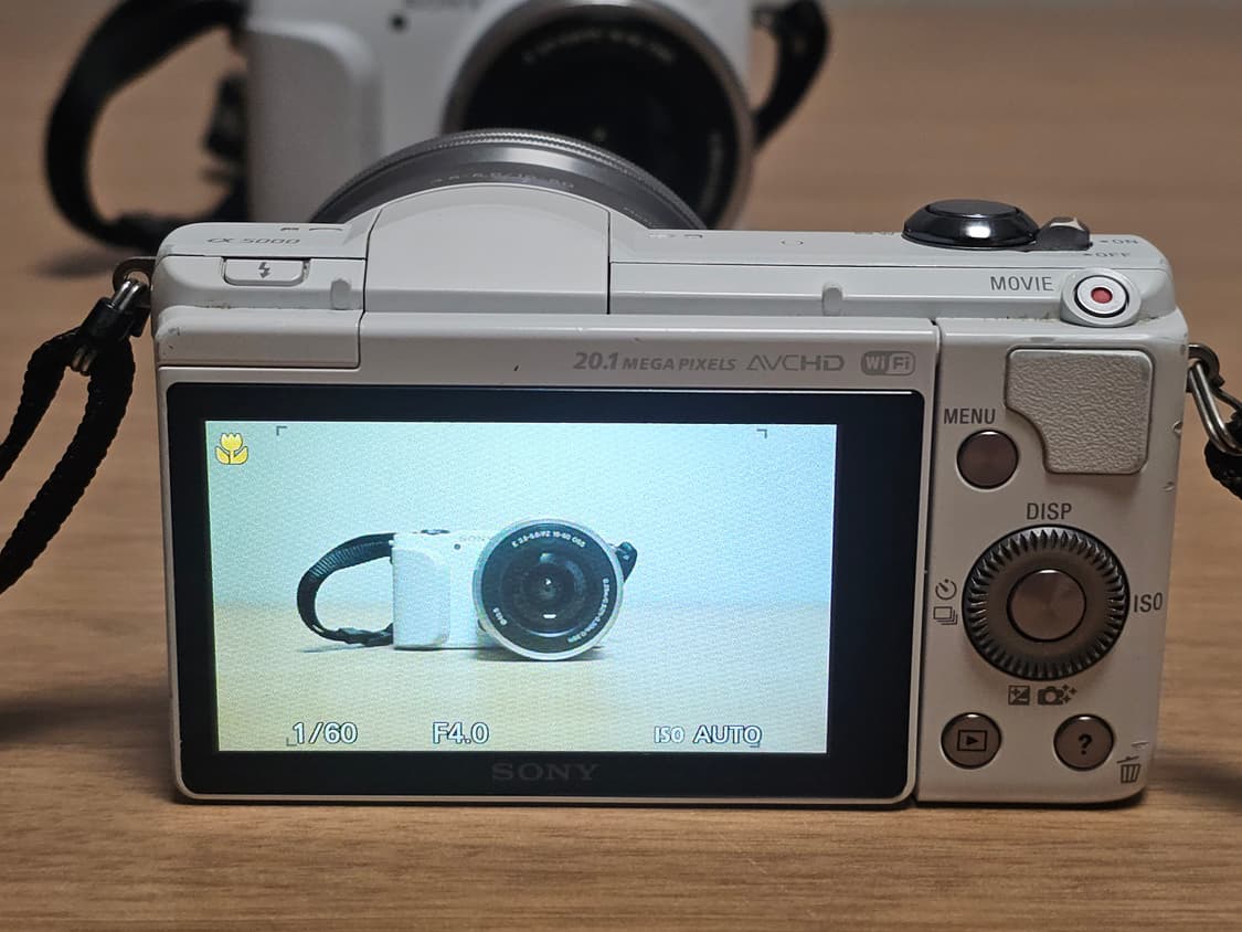 소니 알파 A5000 미러리스 카메라 상품이미지4
