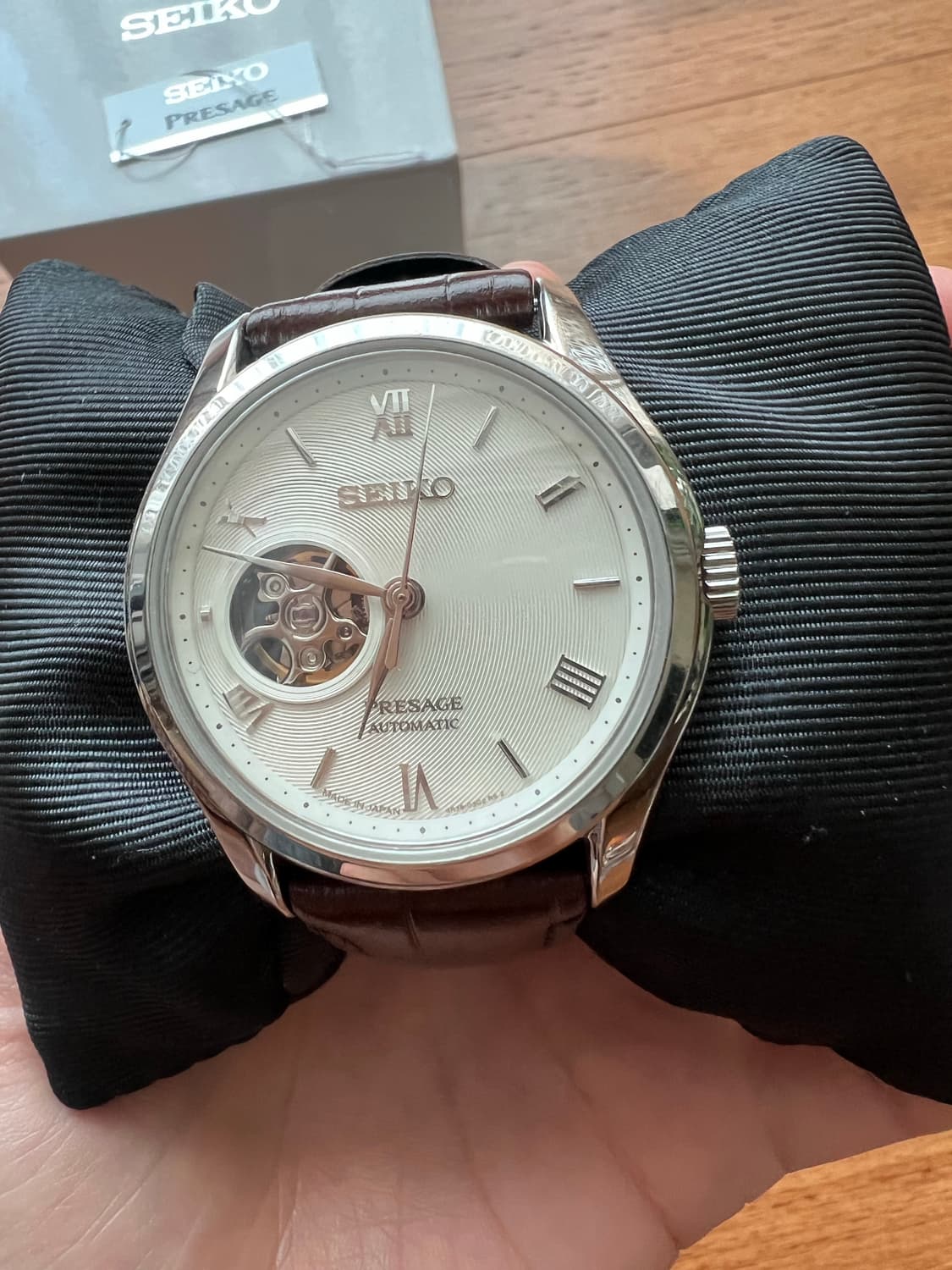 세이코 프레사지 오픈하트 오토매틱 38mm 아이보리판 ssa413j1 상품이미지3