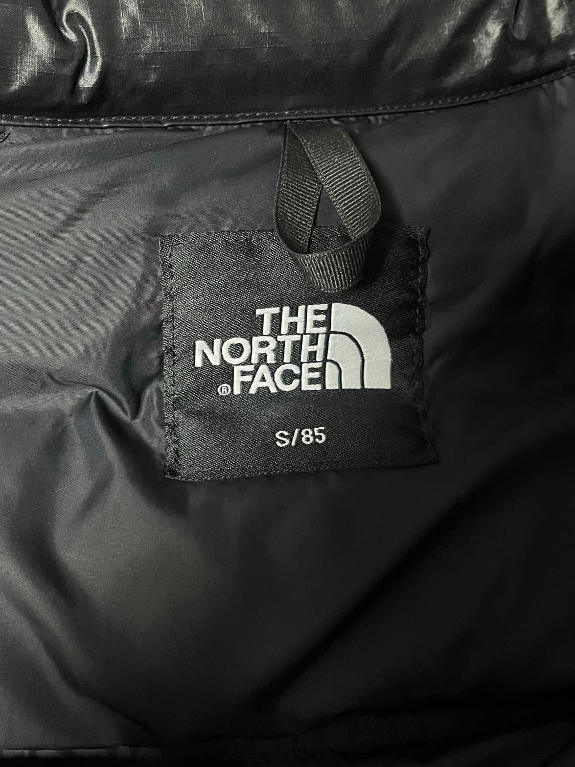 노스페이스 눕시 유광 숏패딩 상품이미지4