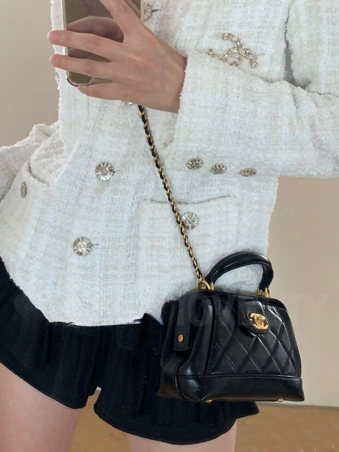 깜짝세일(새상품)정품 샤넬 뷰티 미니 핸들백 체인크로스백 닥터백 기프트백 상품이미지2