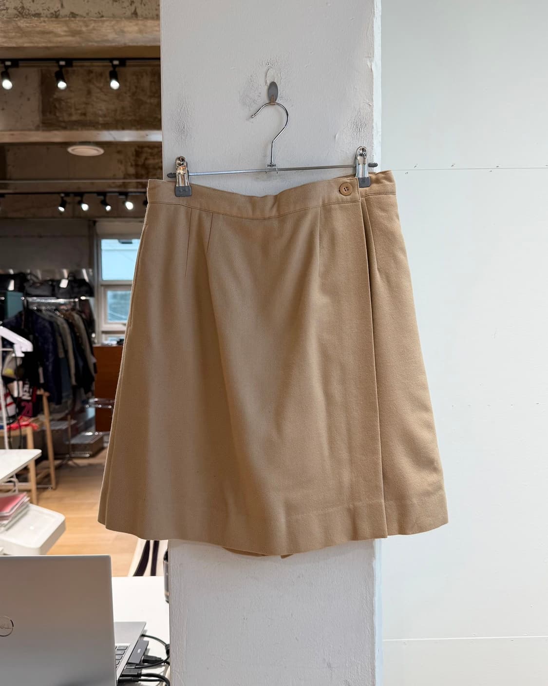 크리스찬 디올 스포츠 베이지 스커트 팬츠  상품이미지2