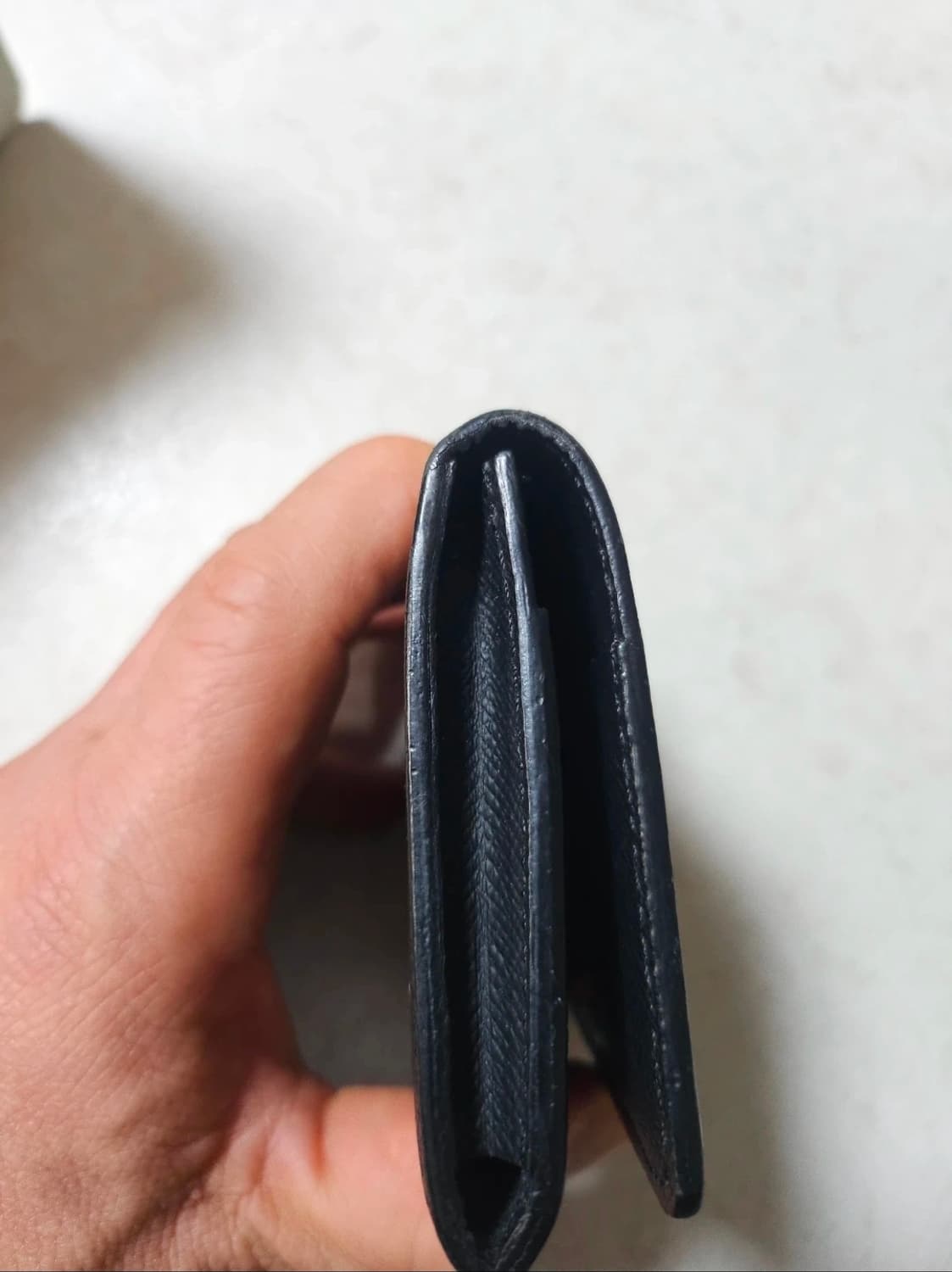 루이비통 엔벨로프 블랙 반지갑 상품이미지3