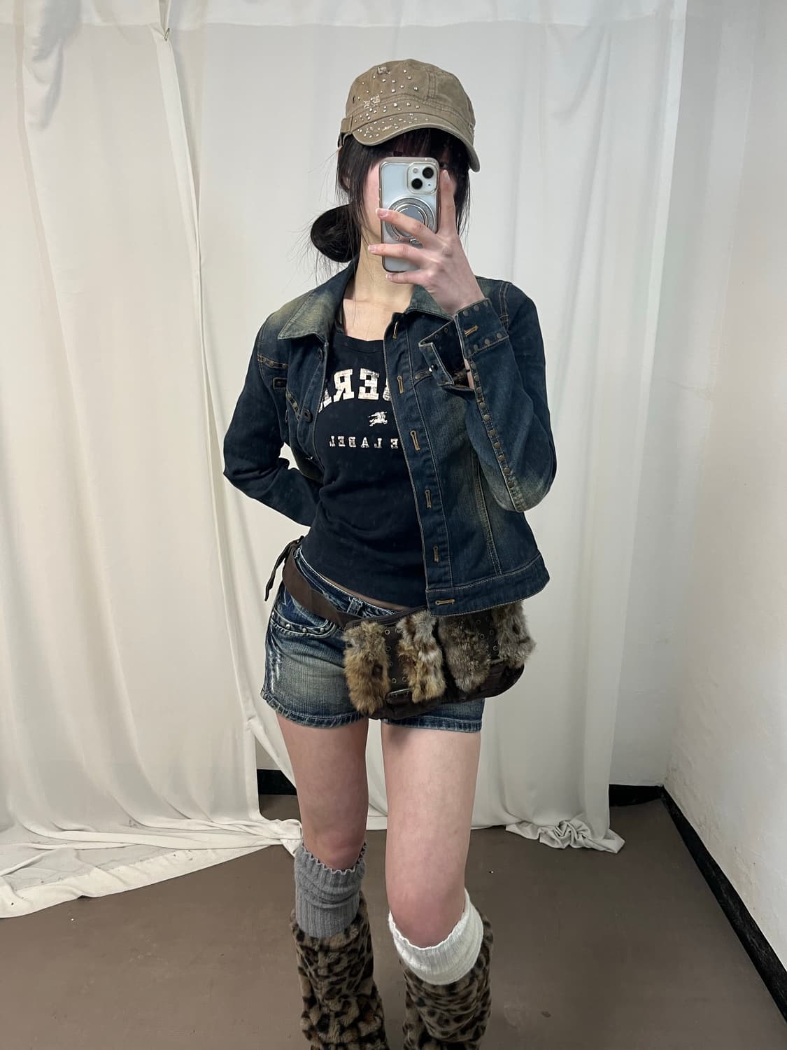 데님 스터드 숏츠 상품이미지4