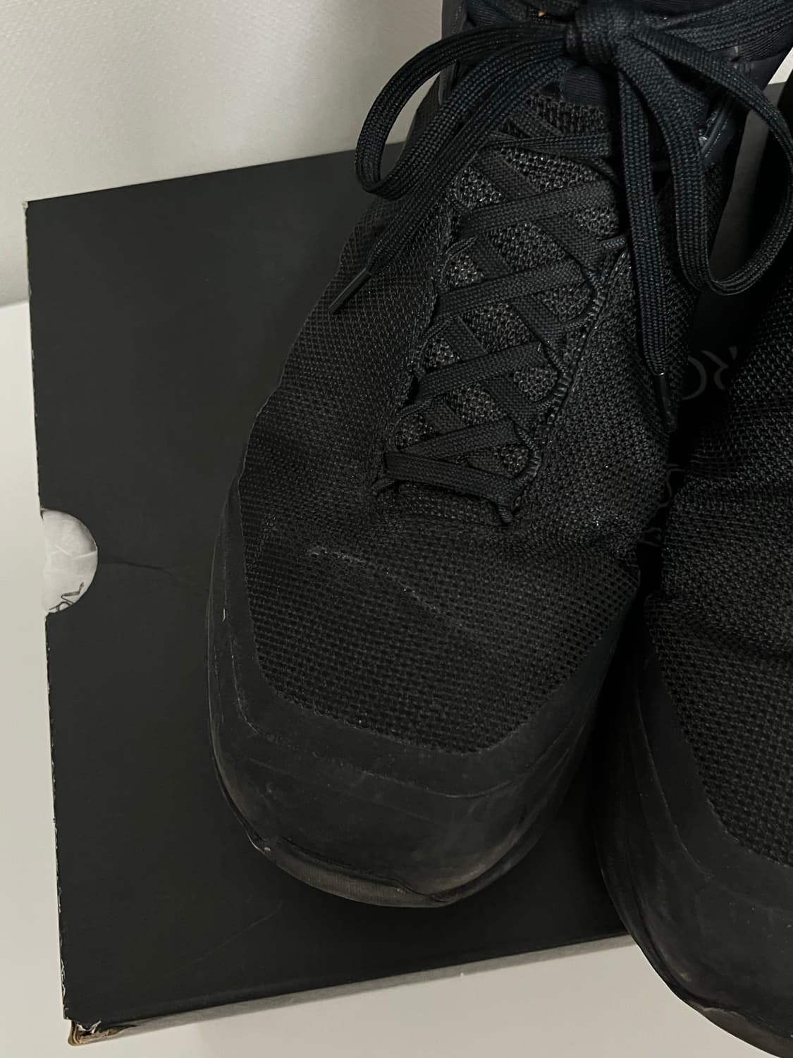 아크테릭스 에어리어스 미드 고어텍스 상품이미지2