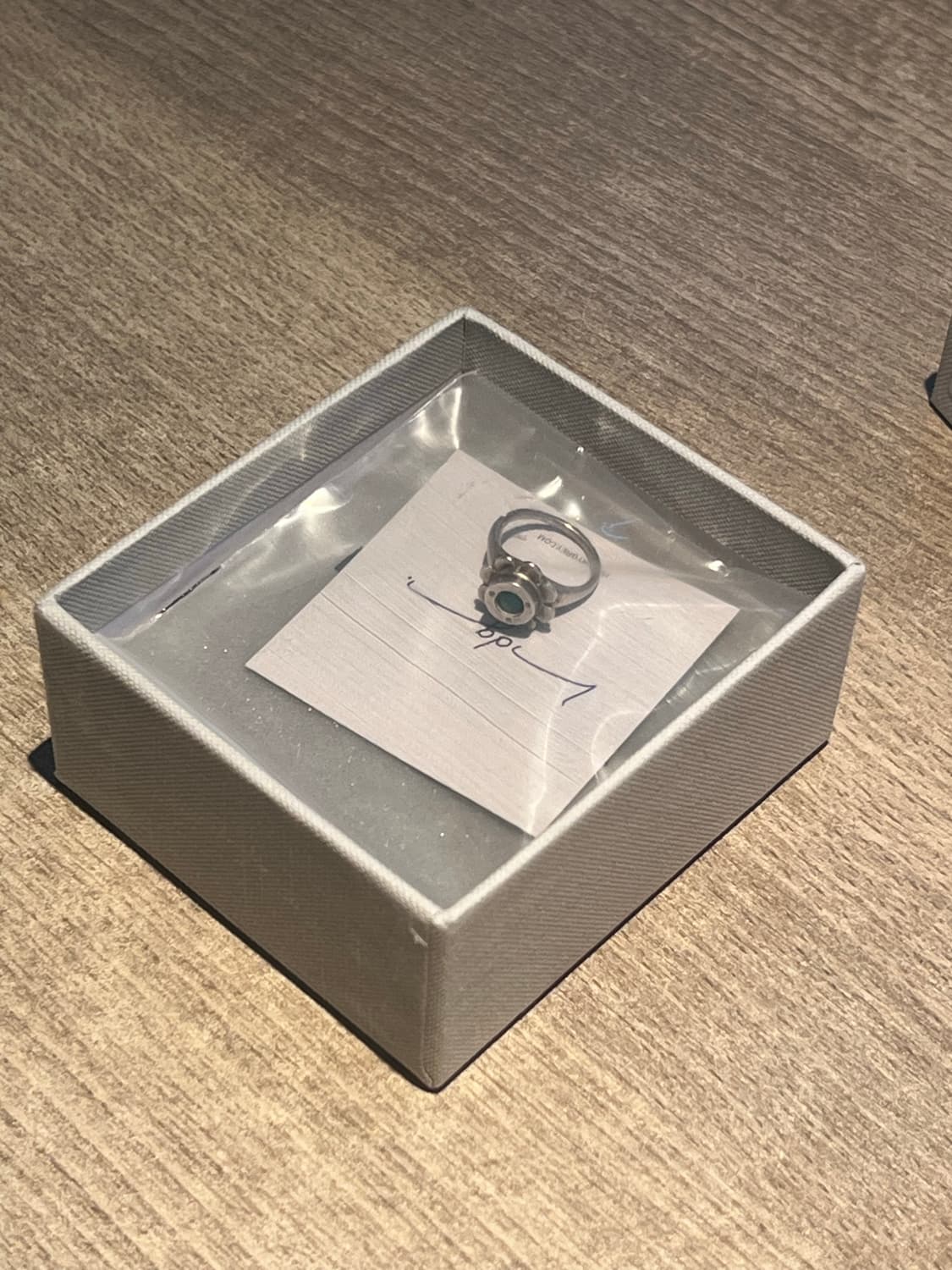 hotdrygrey 에메랄드 플라워 링 상품이미지2