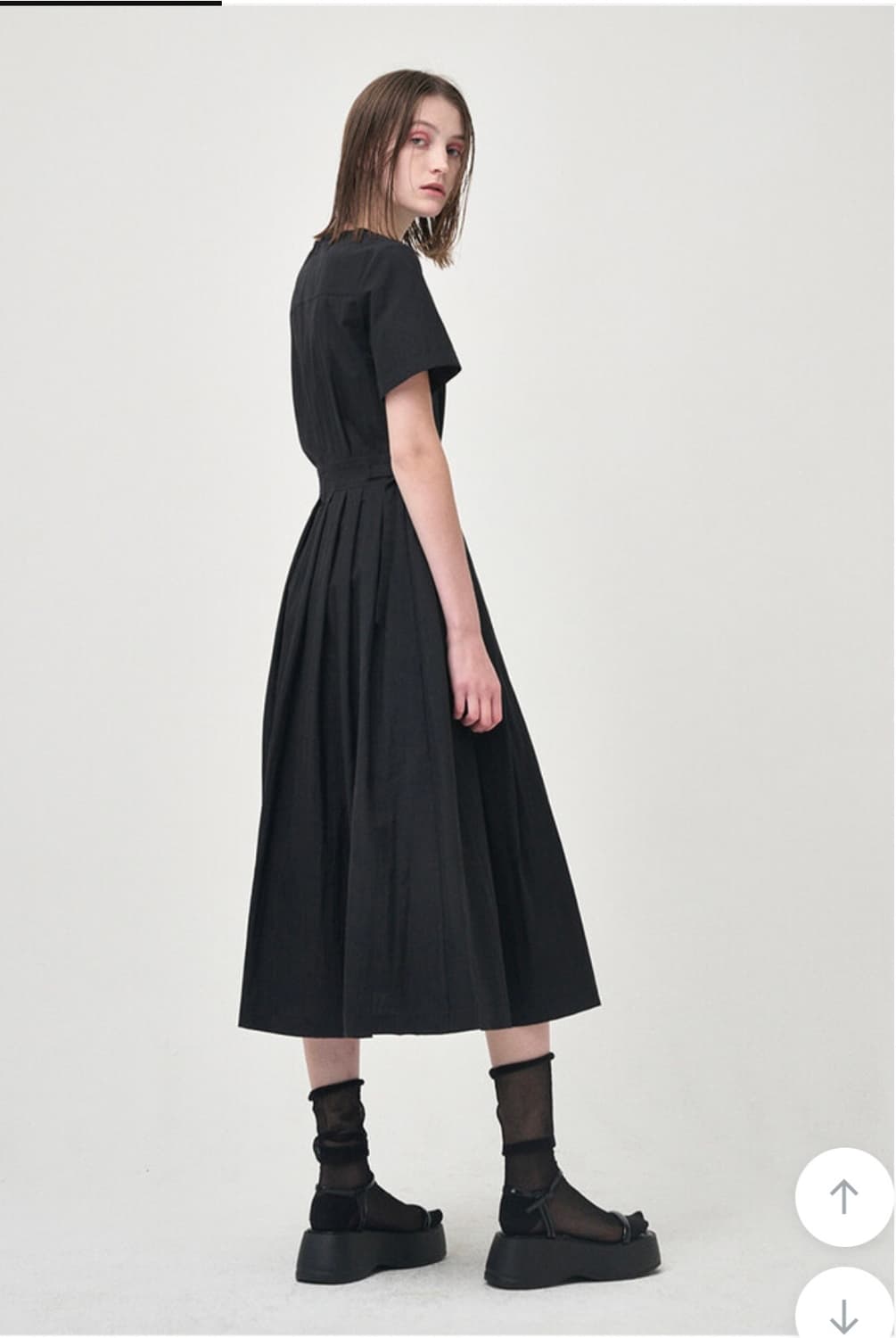 에트몽 etmon 플리츠 바스락 반팔 카브라 핀턱 롱 원피스 블랙 M 상품이미지6