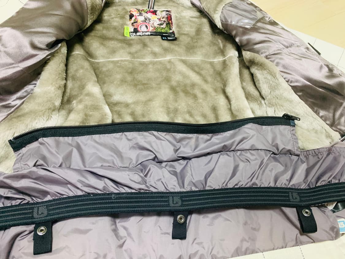 버튼(Burton) DRYRIDE 여성 스노우 자켓 / 미착용 상품이미지7