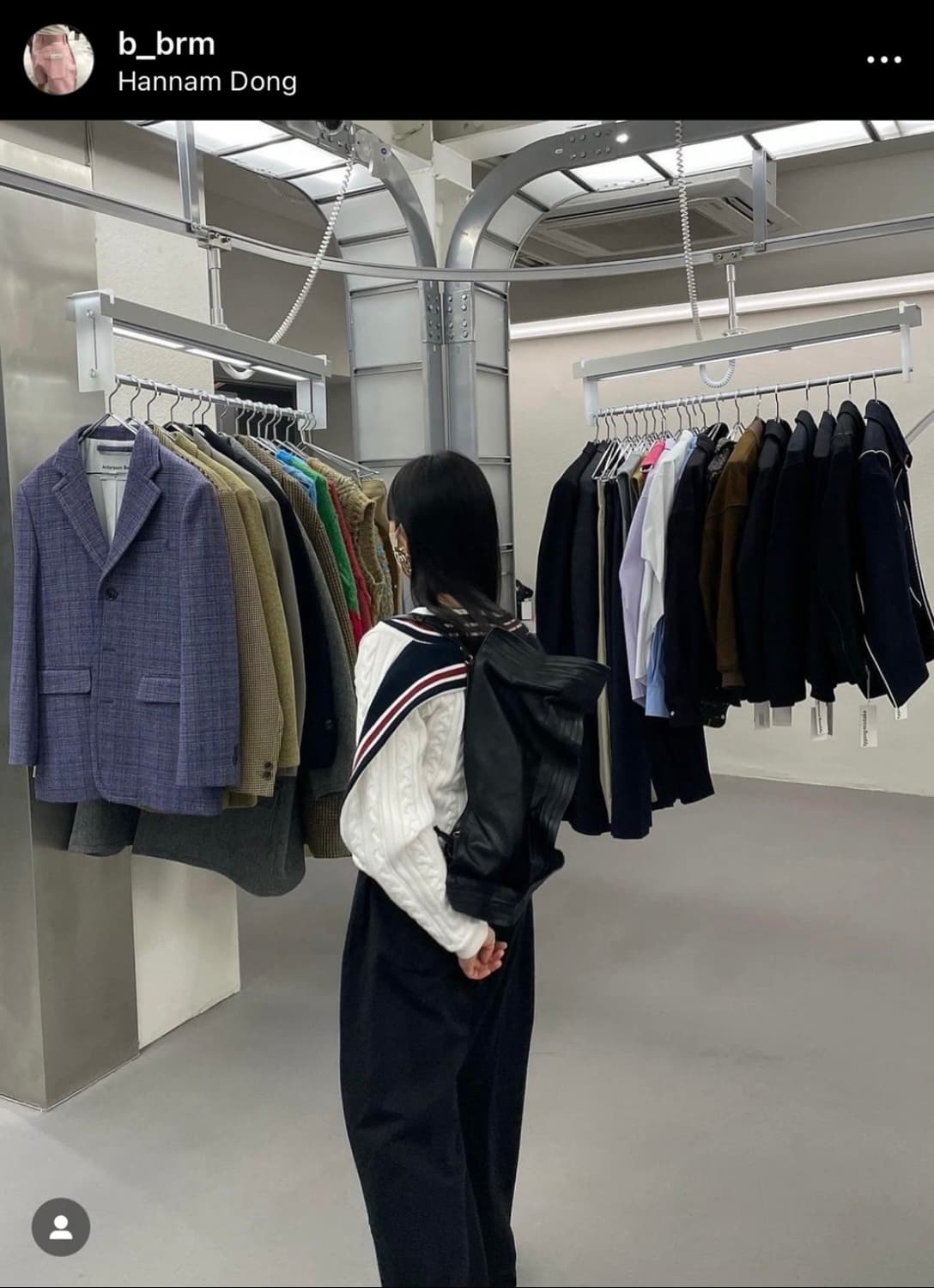 yproject 와이프로젝트 와이어 클러치 숄더백 상품이미지3