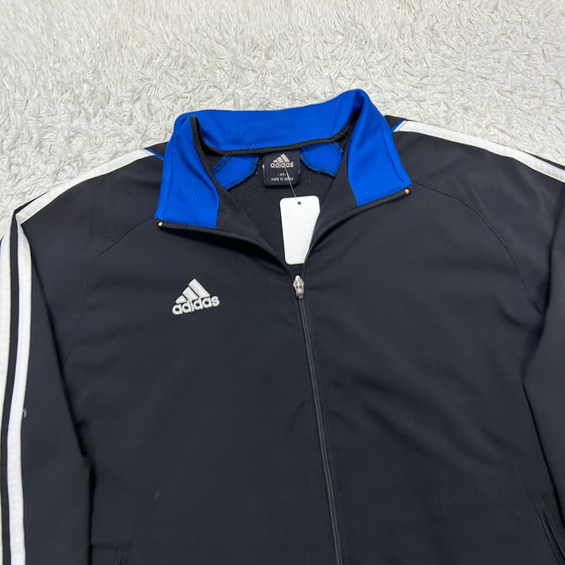 Adidas black windbreaker 상품이미지5