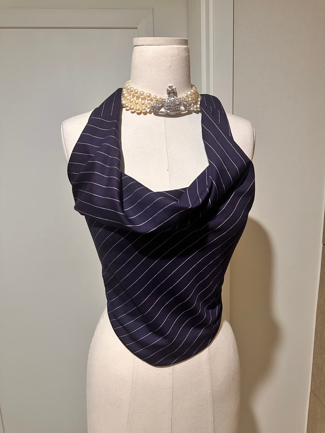 (제니착용) 낫유어로즈 홀터넥 탑 상품이미지2