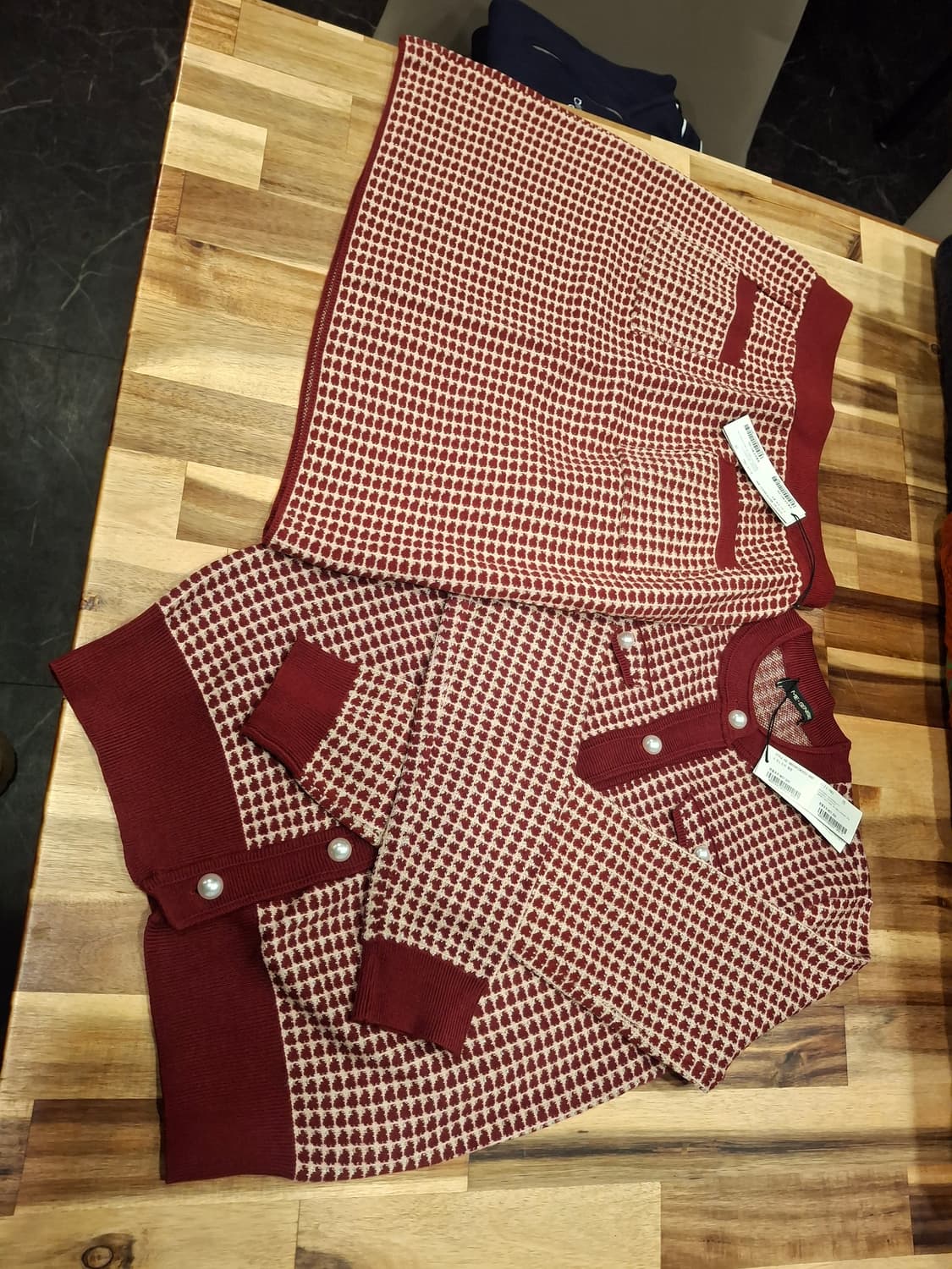 (마지막특가) 미센스 니트 가디건 스커트 셋업 와인 새상품 상품이미지6