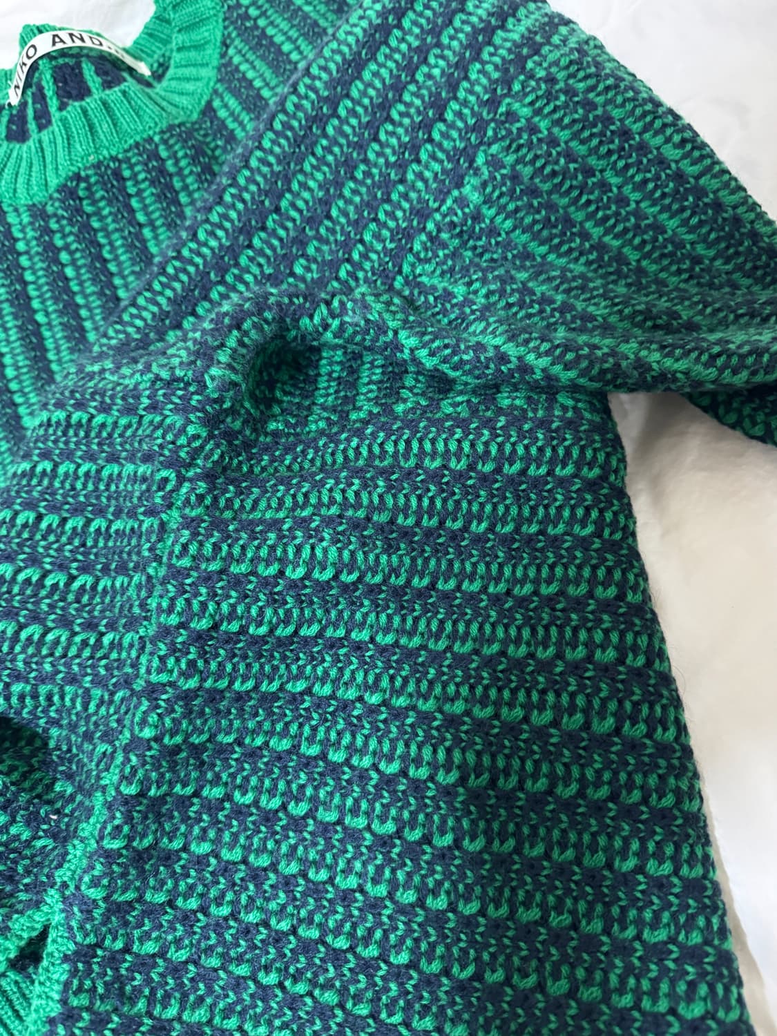 니코앤드 울혼방 오버핏니트 상품이미지3