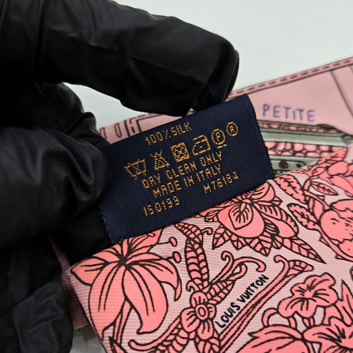 루이비통 주 드 루이 BB 방도 스카프 상품이미지6