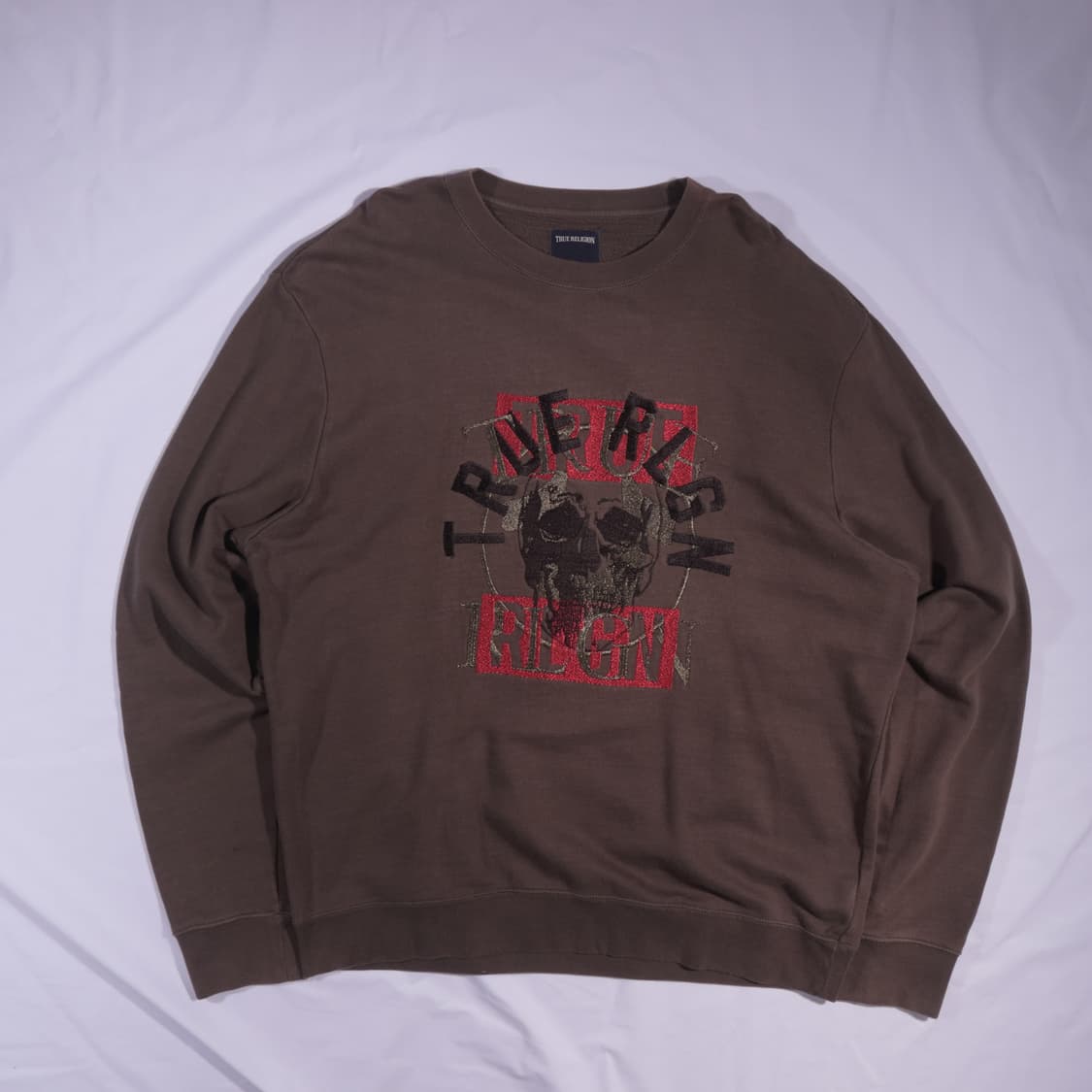 트루릴리젼 자수 맨투맨 B112 상품이미지1