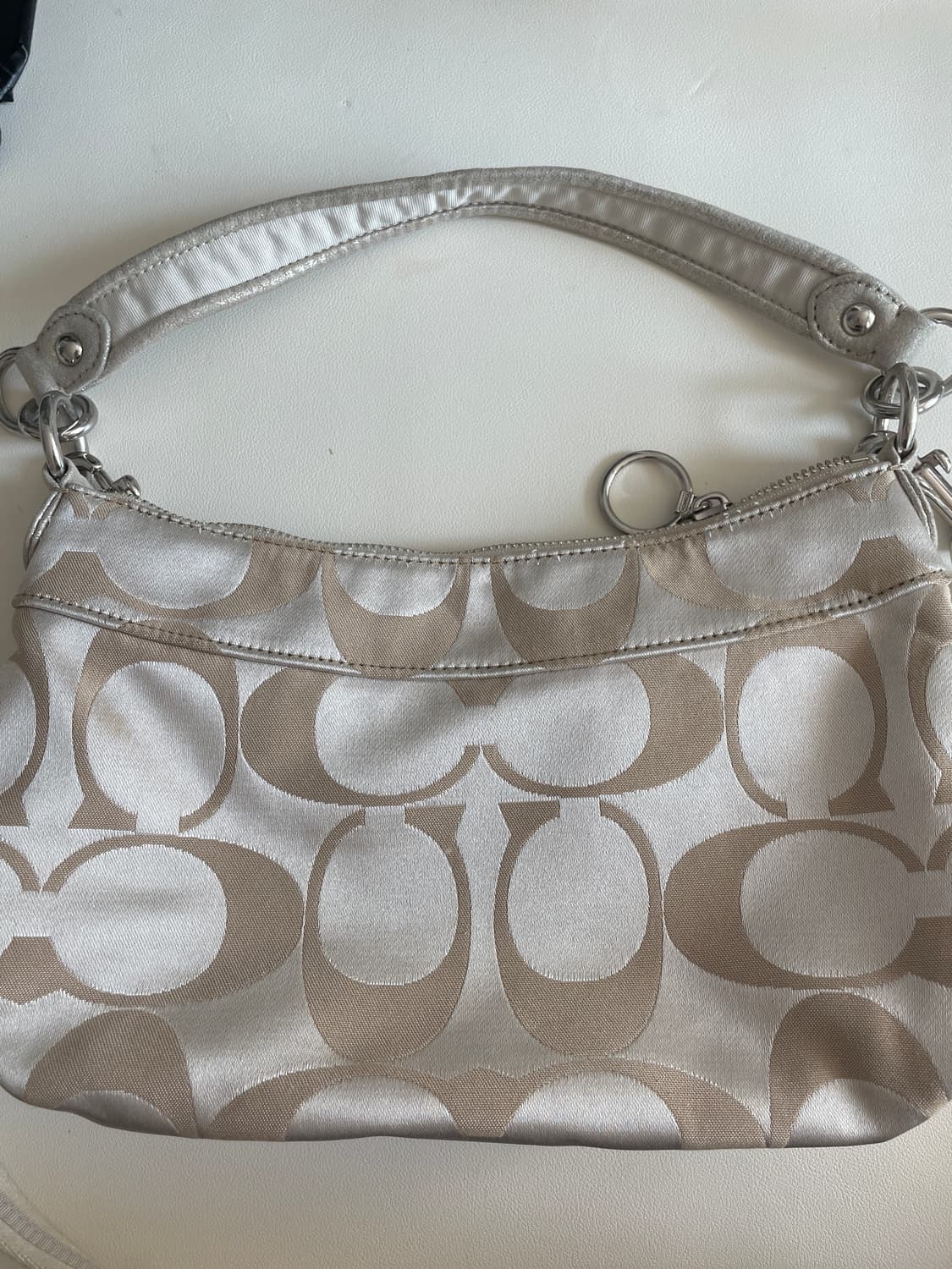 코치 숄더백 겸 크로스백 상품이미지2