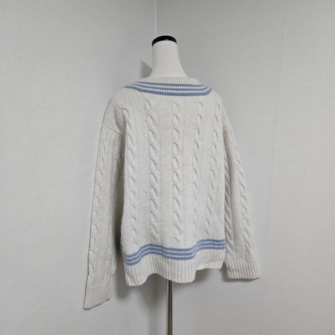 마르디메크르디 캐시미어 혼방 브이넥 니트 / 여성 니트/ 여자 니트 상품이미지8