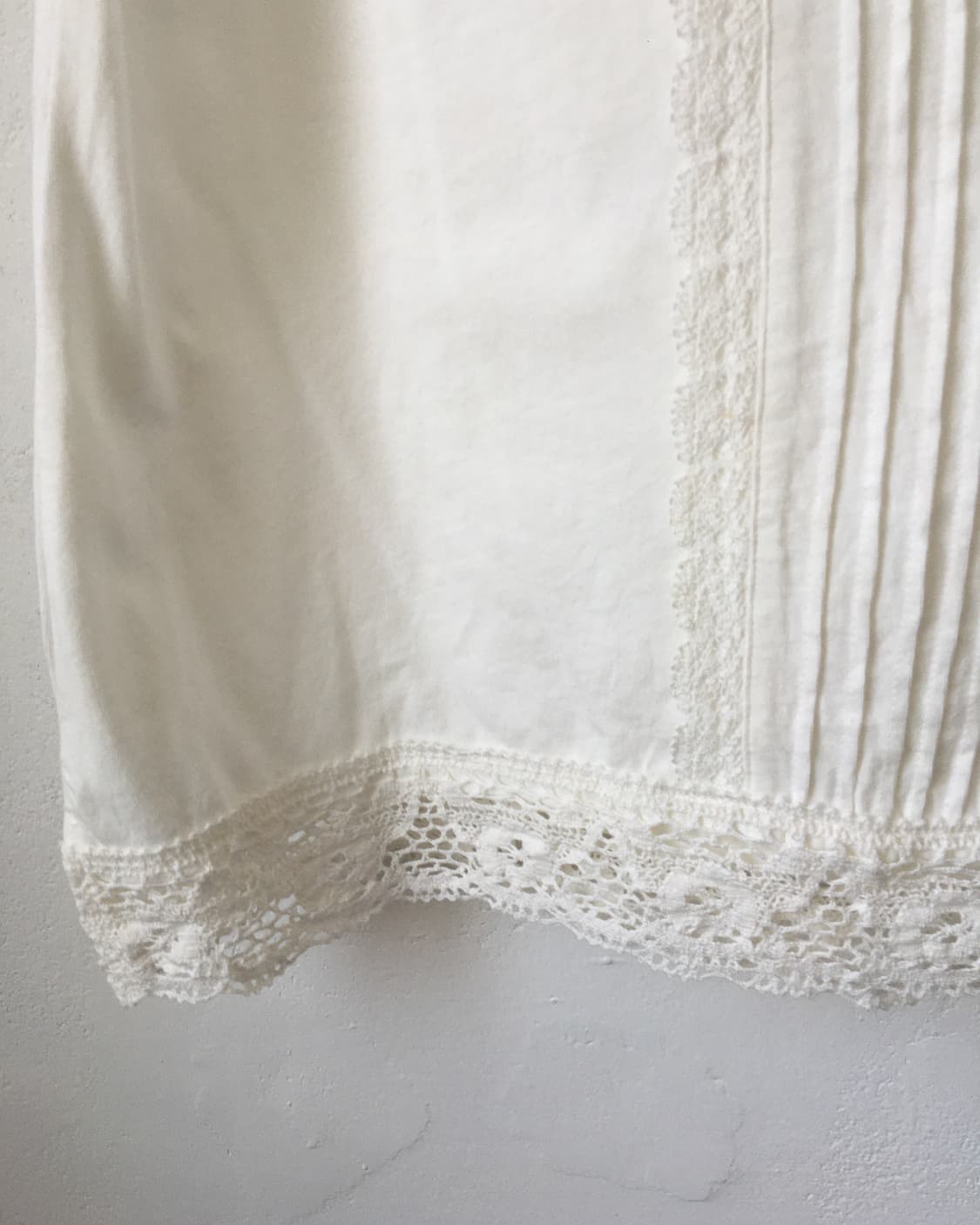 Punching trimming sleeveless 상품이미지3