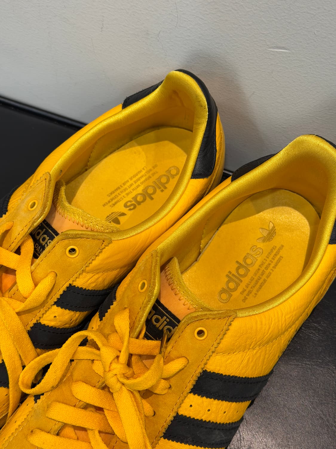 (W)아디다스 오리지널스 재팬 크루 옐로우 코어 블랙300 상품이미지2