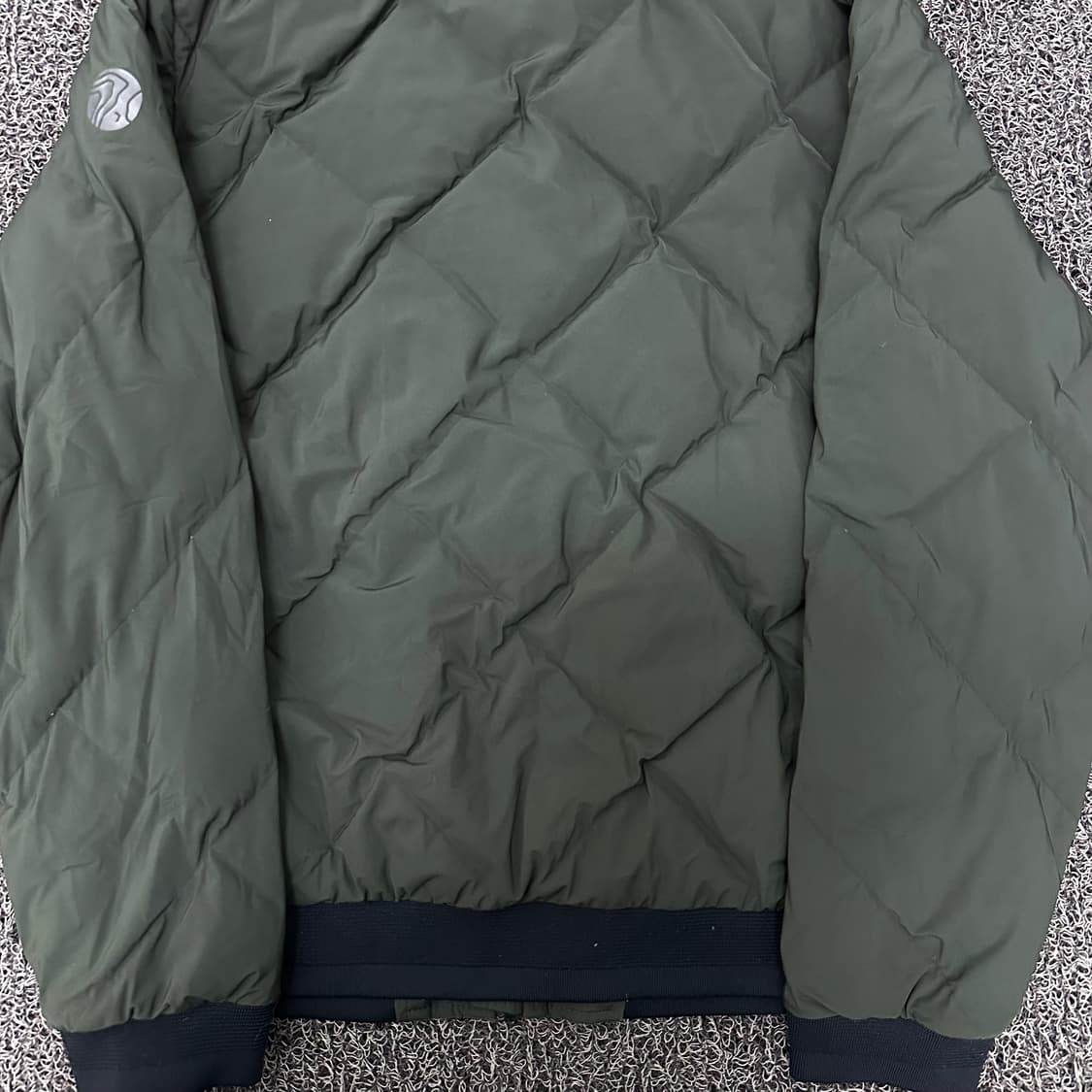 디스커버리 퀄팅 구스다운 패딩 점퍼 자켓 카키 95(M) 상품이미지7