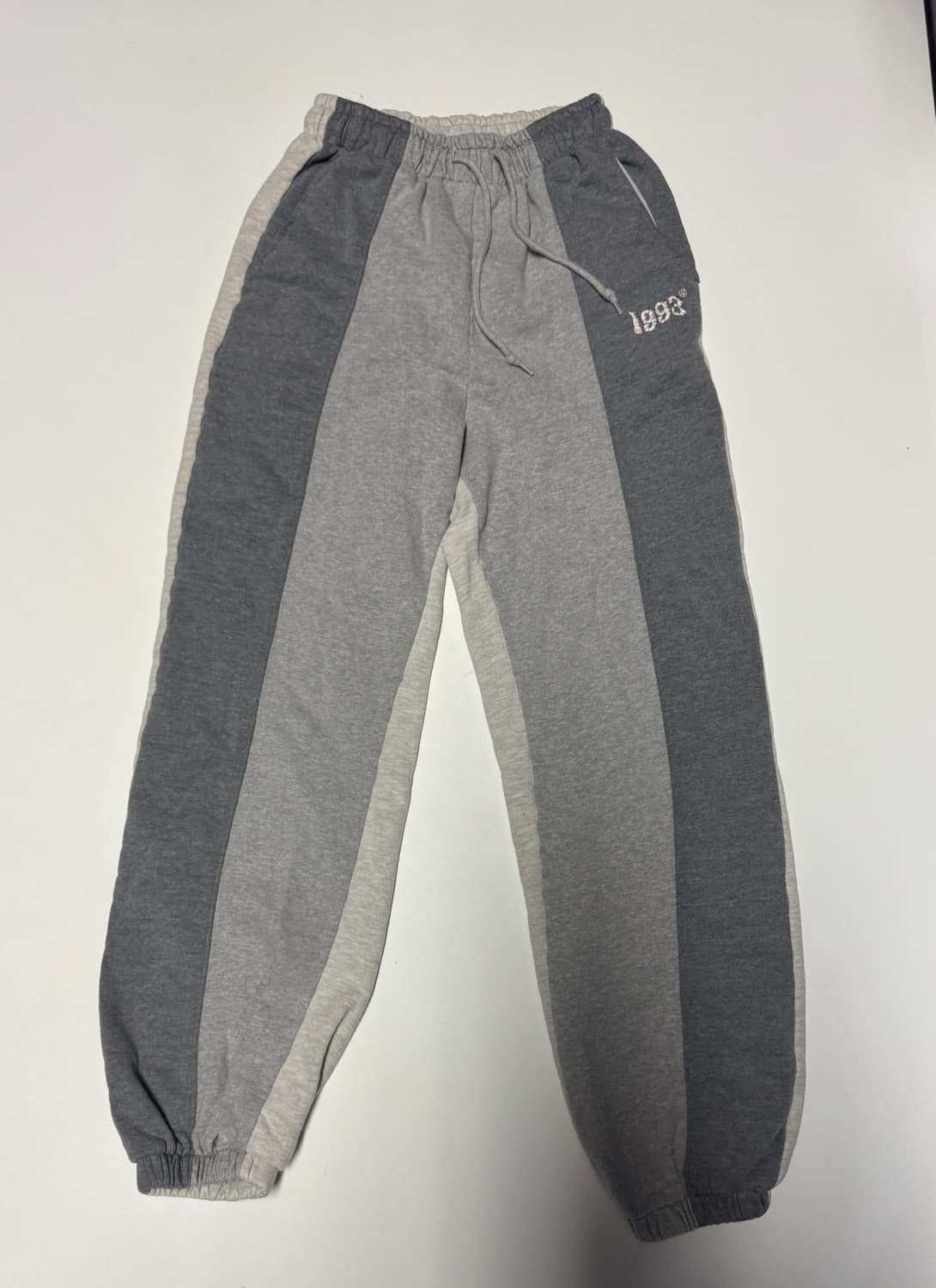 여성 1993스튜디오 컬러블록 트레이닝 조거팬츠 F 상품이미지1