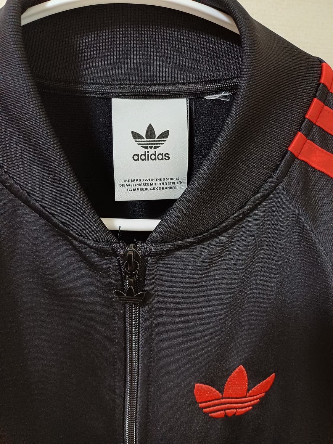 아디다스 슈퍼스타 DMC 트랙탑 져지 블랙/레드 상품이미지2