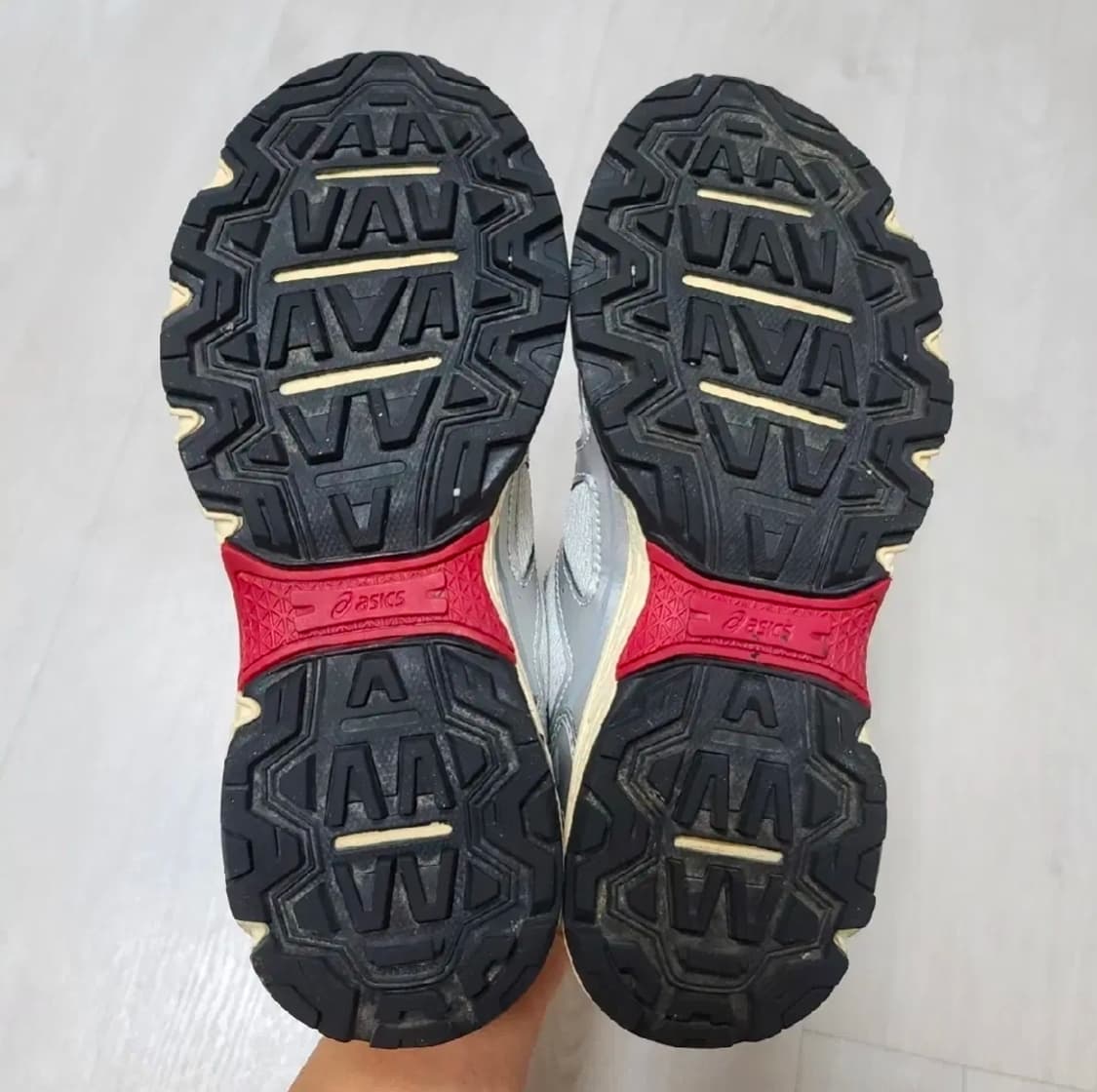 235 ) 아식스 젤벤쳐6 글레이셔 그레이 시트락 상품이미지9