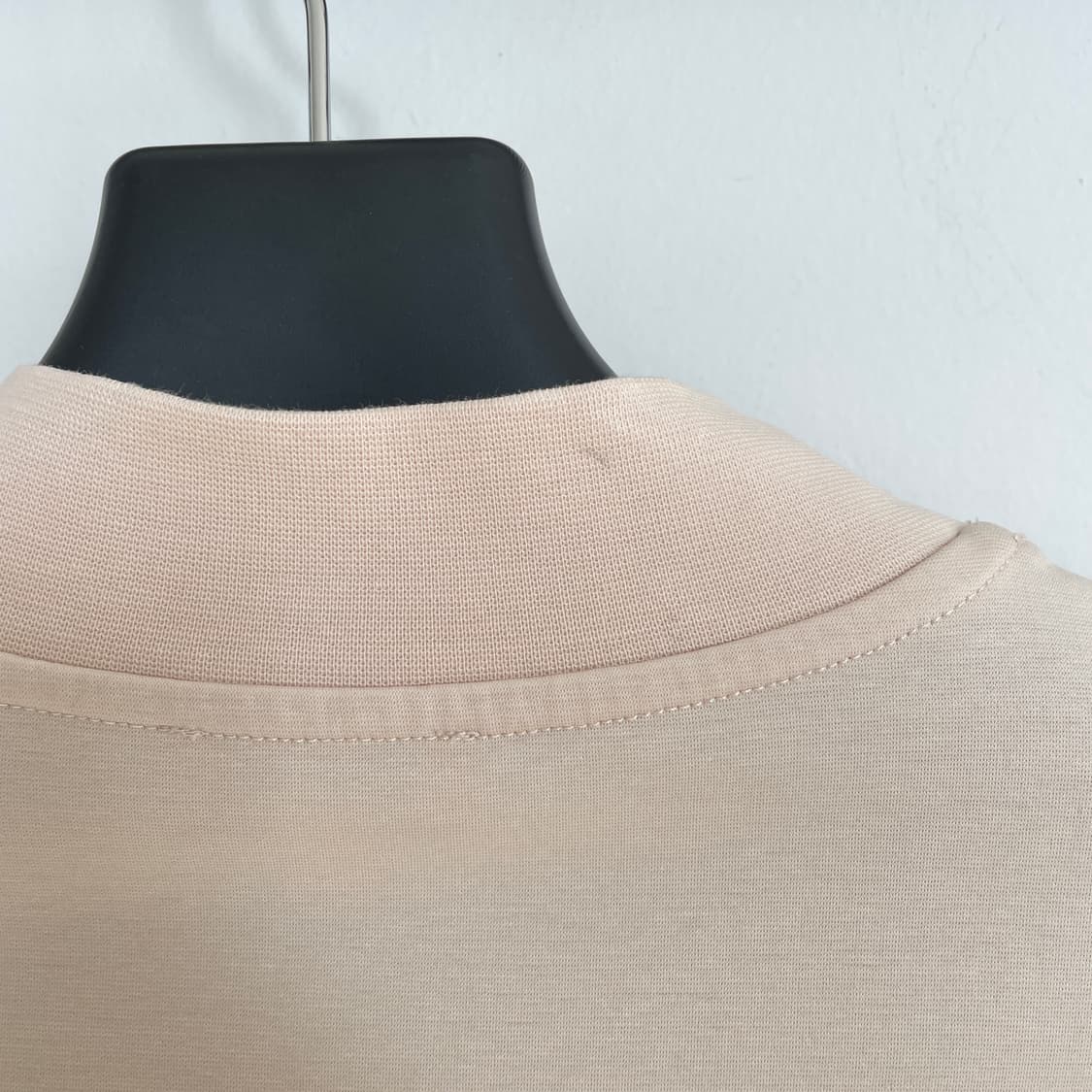 코스 쿼터 집업 반팔 티셔츠 상품이미지5