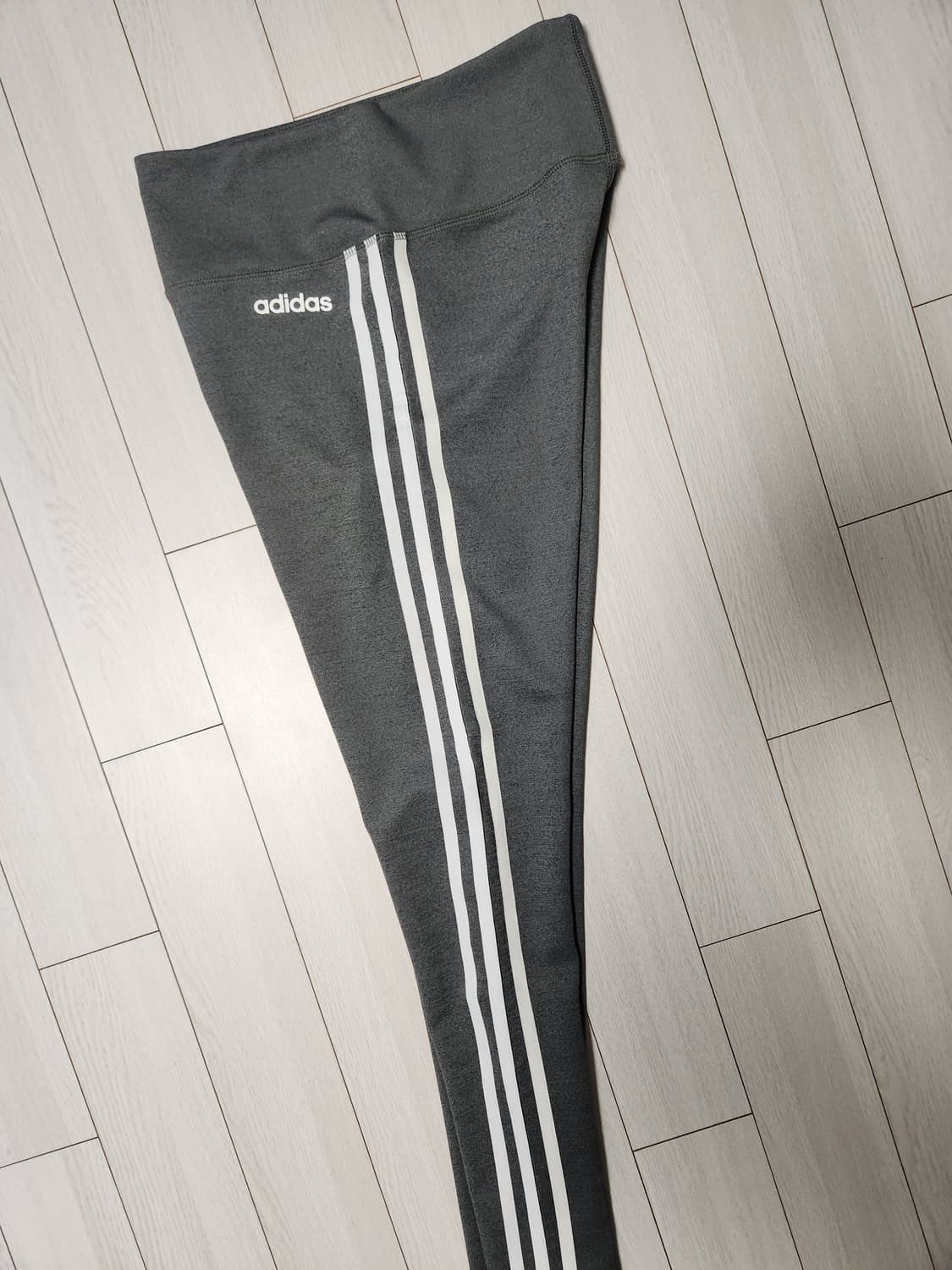 새상품급)아디다스 NC08 하이웨스트 손나은 레깅스 FI0830 타이즈  상품이미지5